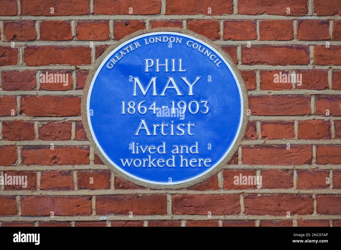 Une plaque bleue de Phil May, Londres Angleterre Royaume-Uni Banque D'Images