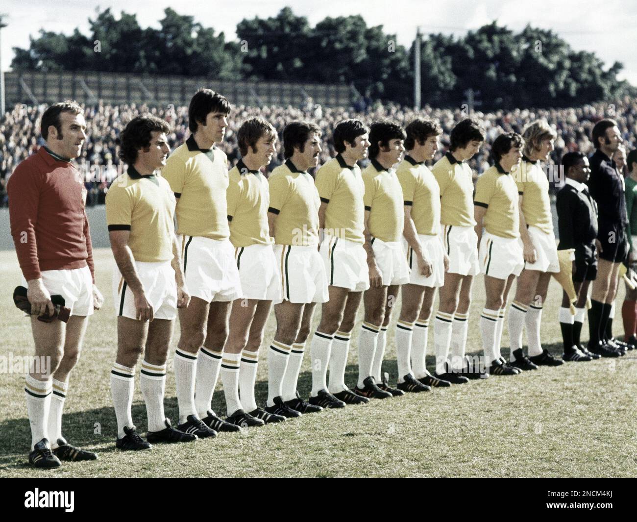 australian-national-soccer-team-socceroos-for-1974-world-cup-line-up