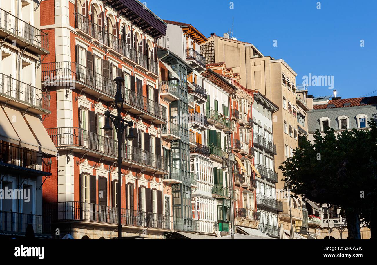 Bâtiments anciens de Pampelune le matin, Navarre, Espagne. Banque D'Images Bâtiments anciens de Pampelune le matin, Navarre, Espagne. Banque D'Images