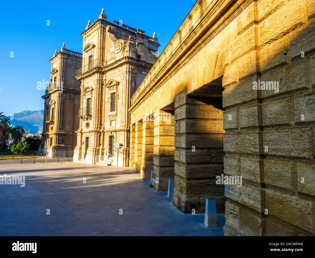Porta Felice à Palerme - Sicile, Italie Banque D'Images