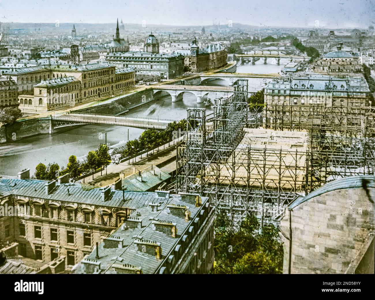 Paris - le Panorama des sept ponts, Hôtel de ville Paris, Construction années 1870 Banque D'Images