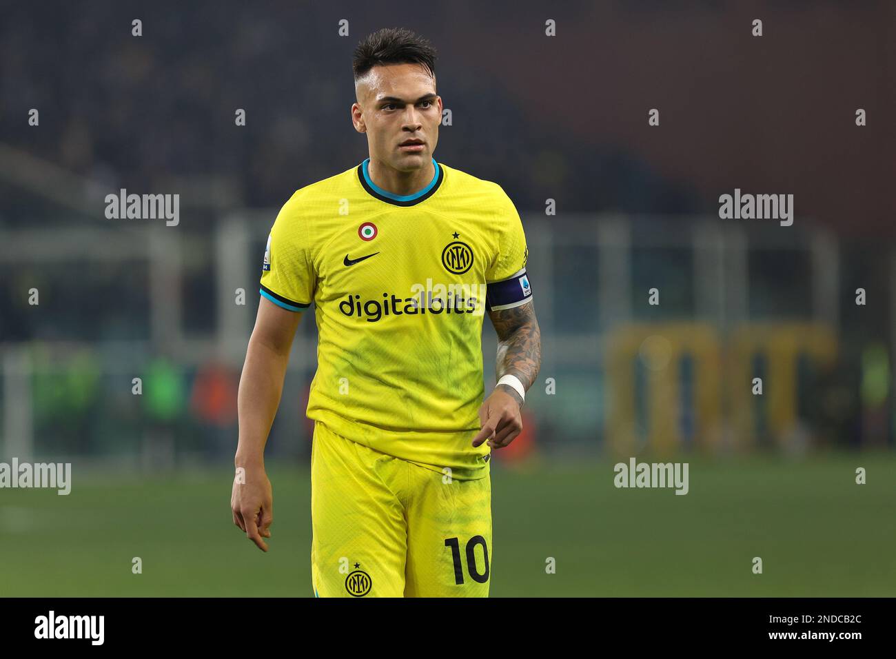 Genova, Italie. 13th févr. 2023. Italie, Genova, fév 13 2023: Lautaro Martinez (fc Inter Striker) se presse devant la cour dans la seconde moitié pendant le match de football SAMPDORIA vs FC INTER, série A 2022-2023 day22 au stade Ferraris (photo de Fabrizio Andrea Bertani/Pacific Press/Sipa USA) Credit: SIPA USA/Alay Live News Banque D'Images