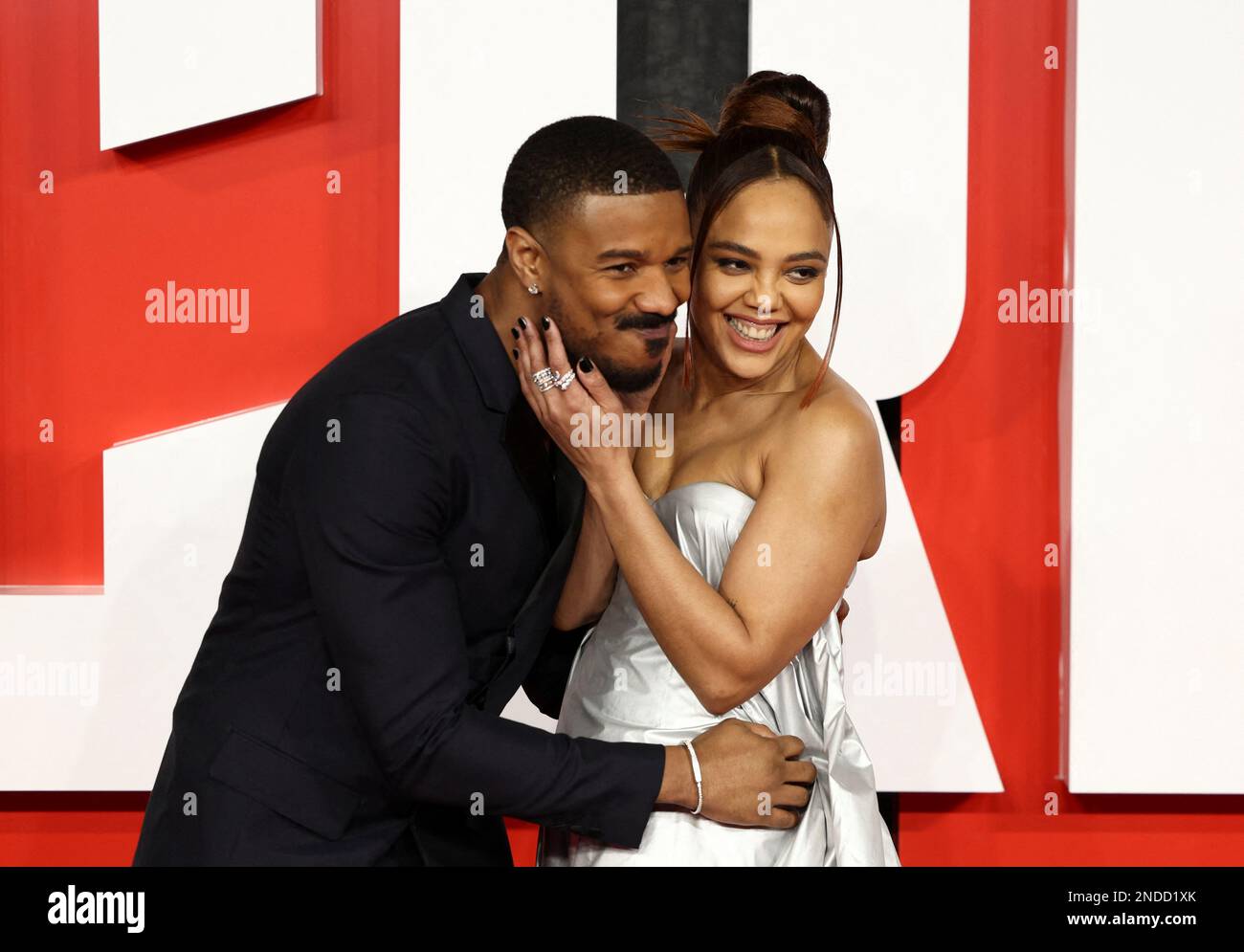 Michael b jordan et tessa thompson Banque de photographies et d’images