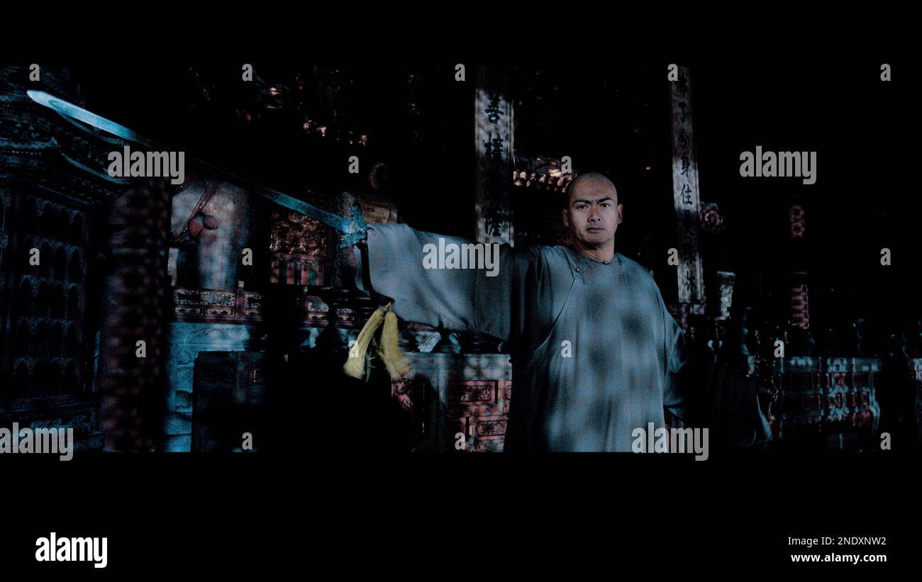 DATE DE RÉÉDITION THÉÂTRALE : 2023 retour dans les salles. VERSION ORIGINALE: 12 janvier 2021. TITRE: Tigre accroupi, Dragon caché. STUDIO: Columbia films. DIRECTEUR: ANG Lee. PARCELLE TERRAIN: Un jeune guerrier chinois vole une épée d'un célèbre swordsman et s'échappe ensuite dans un monde d'aventure romantique avec un homme mystérieux à la frontière de la nation. AVEC: Chow Yun-Fat, Michelle Yeoh, Ziyi Zhang. (Credit image: © Columbia films/Entertainment Pictures/ZUMAPRESS.com) USAGE ÉDITORIAL SEULEMENT! Non destiné À un usage commercial ! Banque D'Images