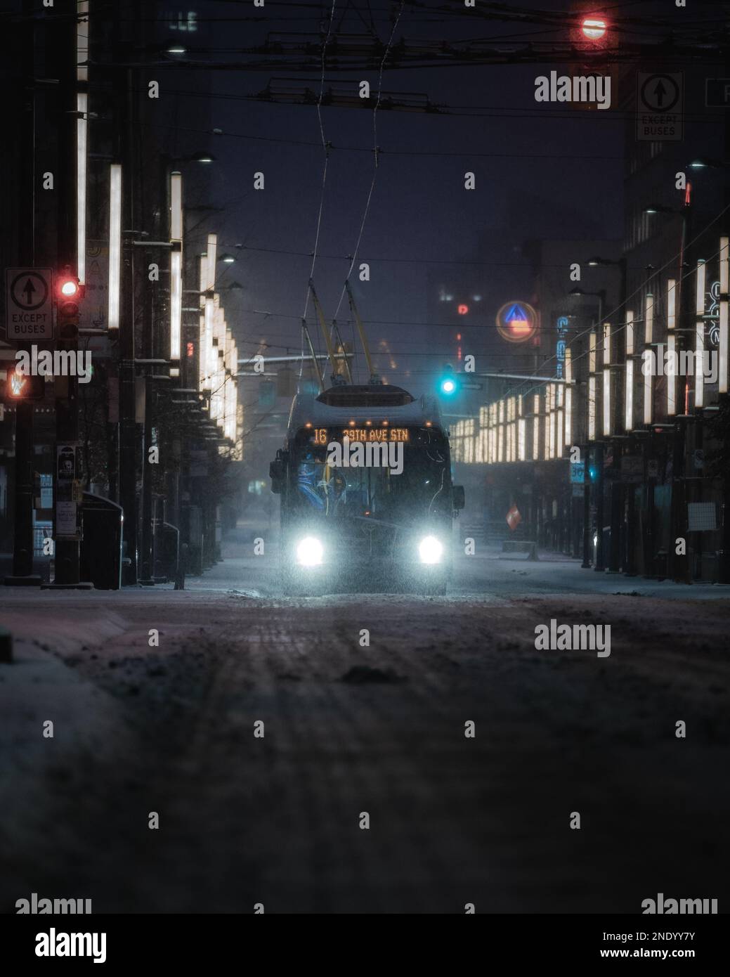 Vancouver bus dans la neige Banque D'Images