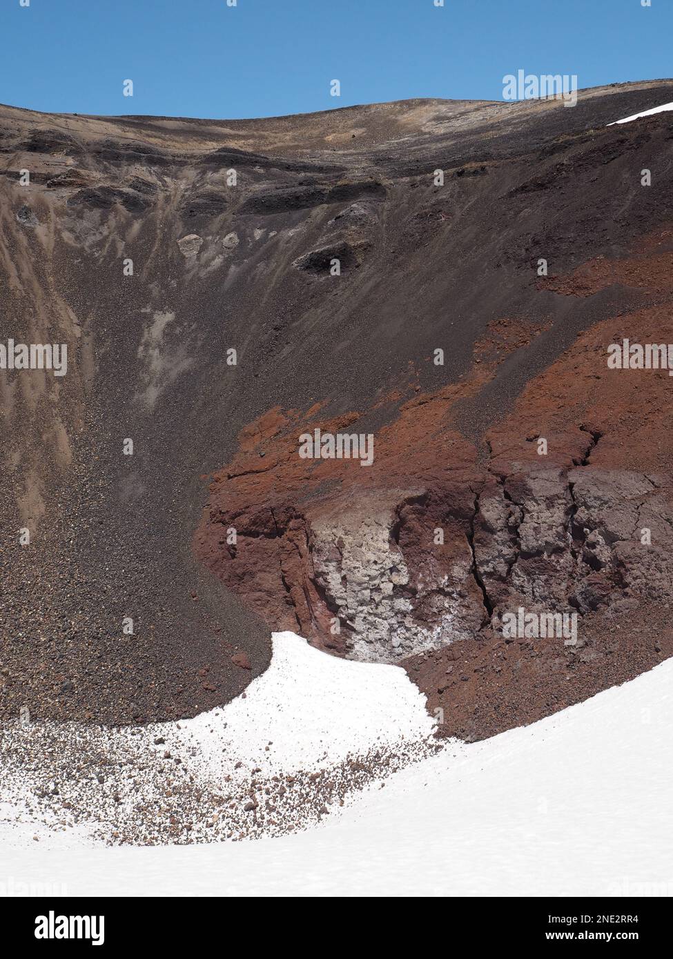 Cratère de Noël dans le volcan Lonquimay. Réserve nationale de Malalacahuello-Nalcas Banque D'Images