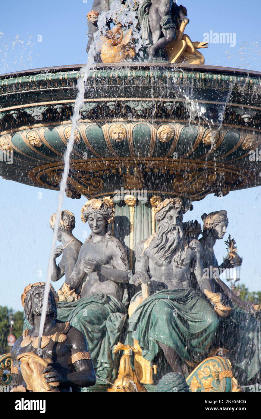 France, Paris, la fontaine des Mers, Fontaine de Jacques Ignace Hittorff, place de la Concorde. Banque D'Images