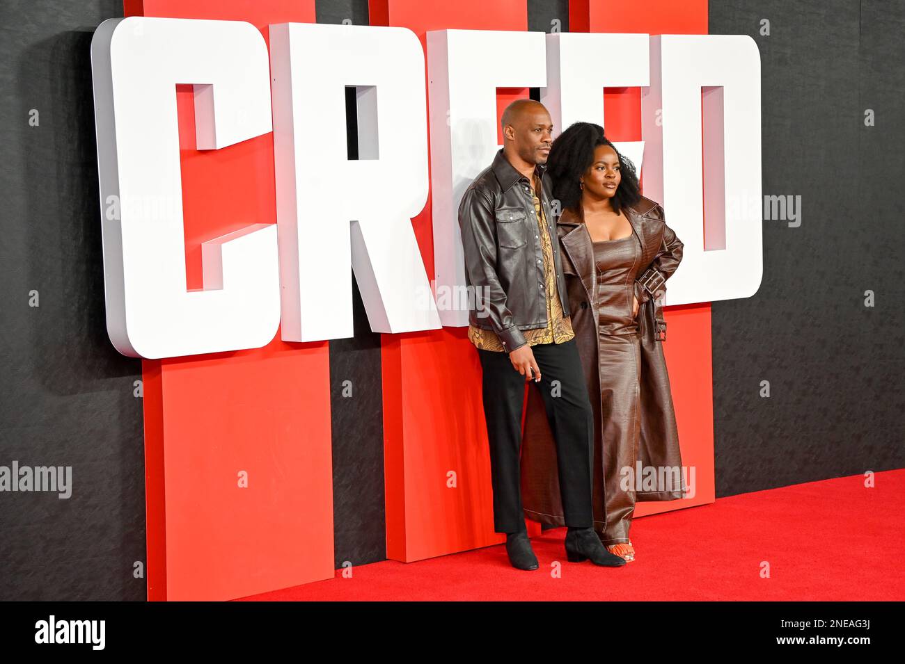 Londres, Royaume-Uni. 15th févr. 2023. Mikey Adekunle Abegunde et Tolani Shoneye assistent à la Warner Bros, première européenne de CREED III, Cineworld Leicester Square, Londres, Royaume-Uni. - Date de la photo : 15th février 2023. Crédit : voir Li/Picture Capital/Alamy Live News Banque D'Images