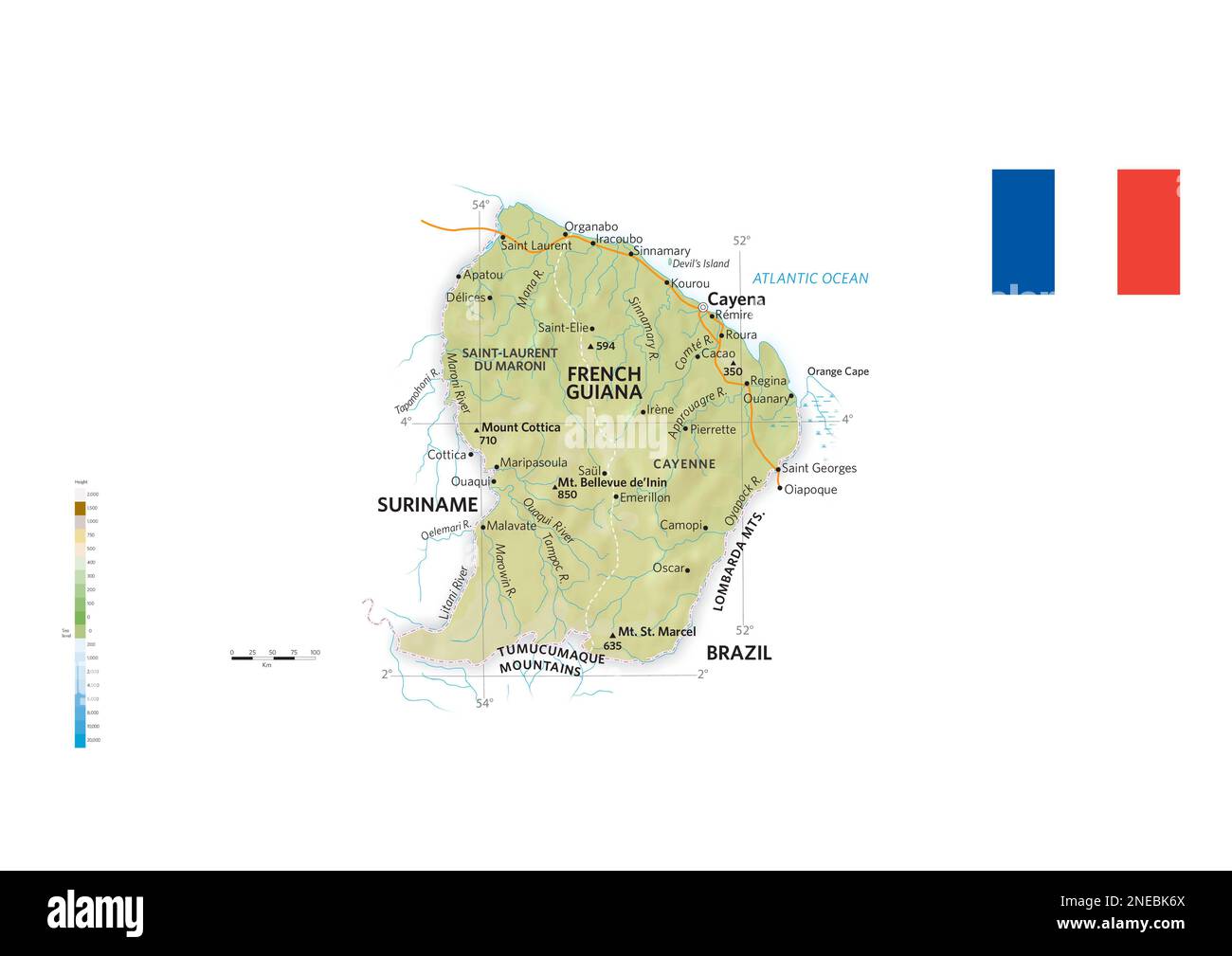 Carte physique et politique de la Guyane française. [Adobe Illustrator (.ai); 3507x2480]. Banque D'Images