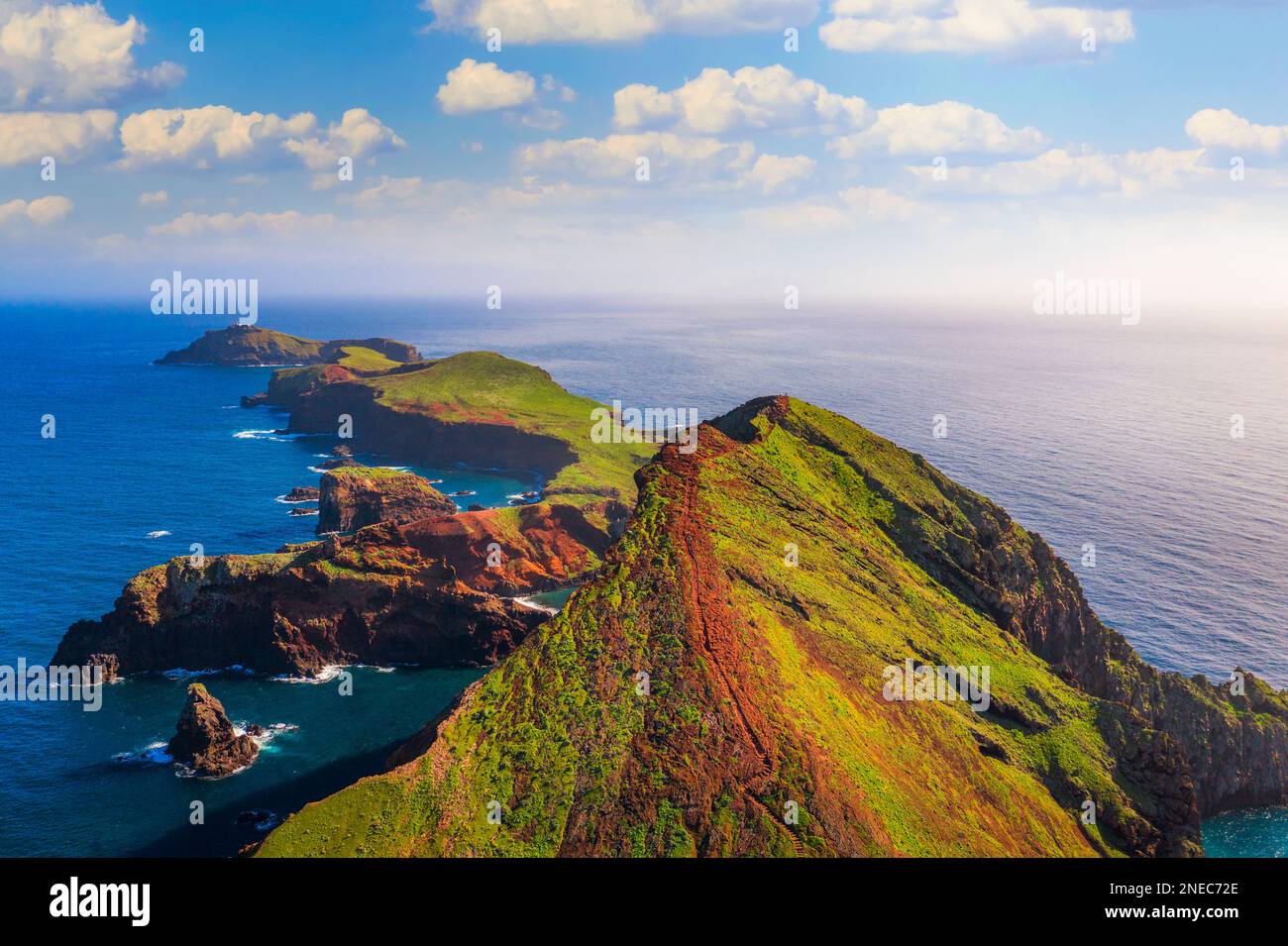 Péninsule de Sao Lourenco et phare de Farol da Ponta, îles de Madère, Portugal Banque D'Images