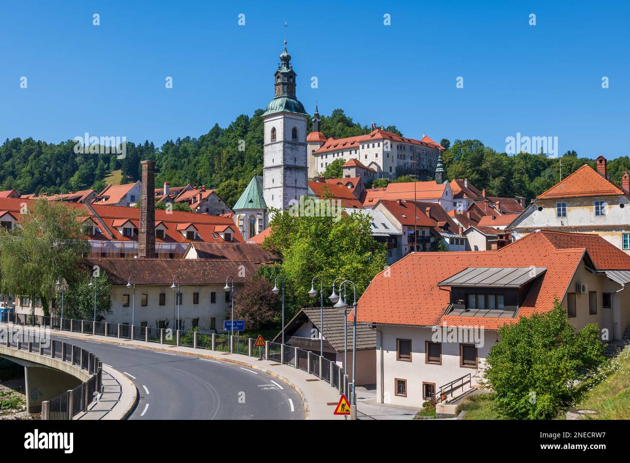 Ville de Skofja Loka en Slovénie, paysage urbain en haute région de Carniola. Banque D'Images