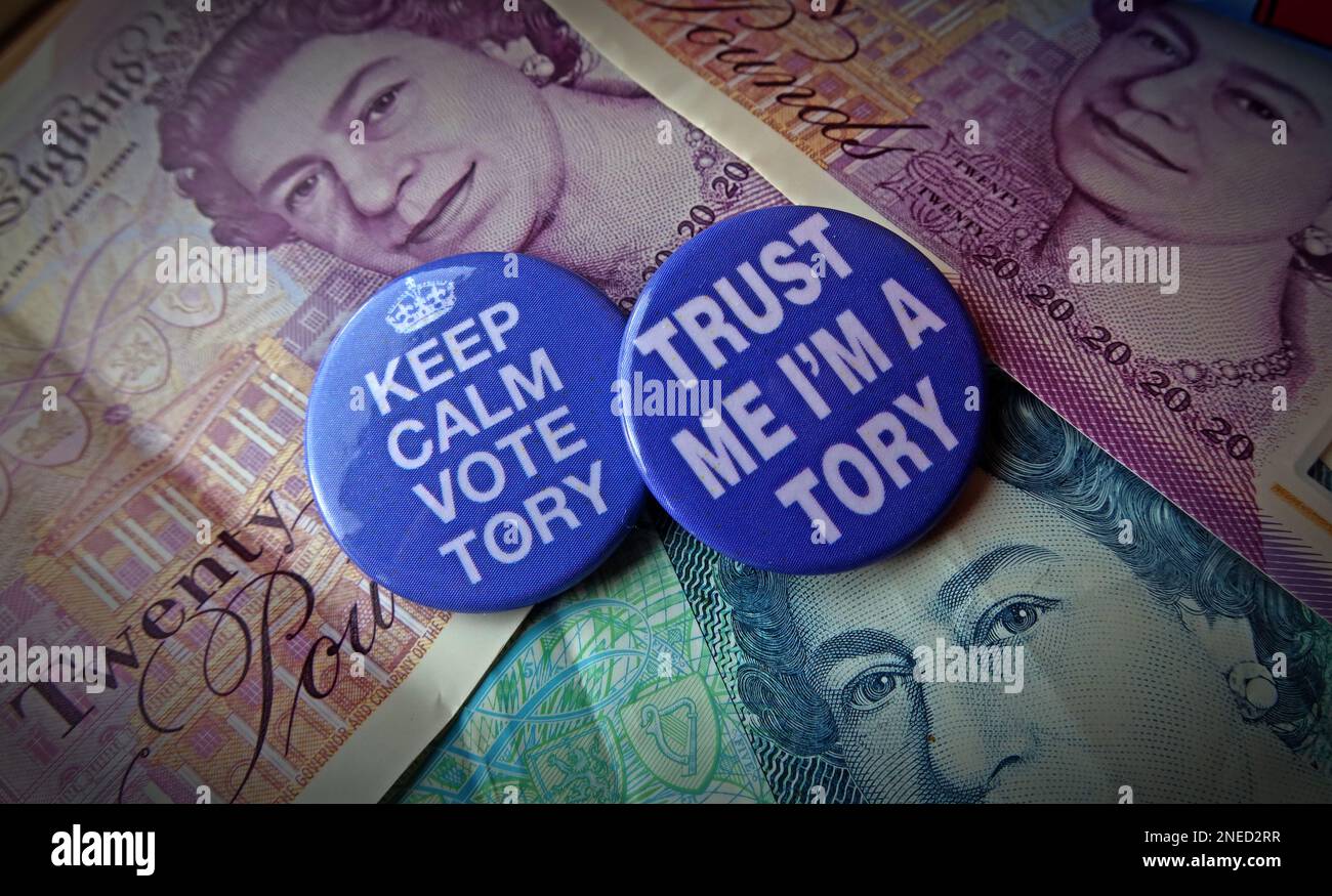 Je suis un conservateur - en Angleterre/au pays de Galles, est-ce que quelqu'un va encore compter sur le vote conservateur, basé sur les antécédents économiques/financiers? Banque D'Images