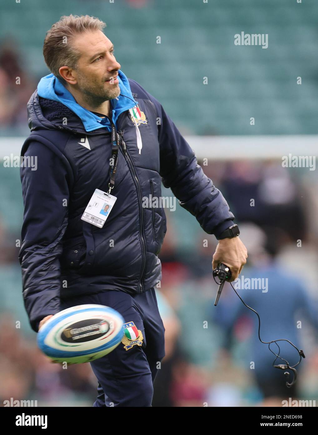 Simonluca Pistore VideoAnalyst pour la Fédération italienne de rugby lors du deuxième tour du Championnat des six Nations 2023 entre l'Angleterre et l'Italie Banque D'Images