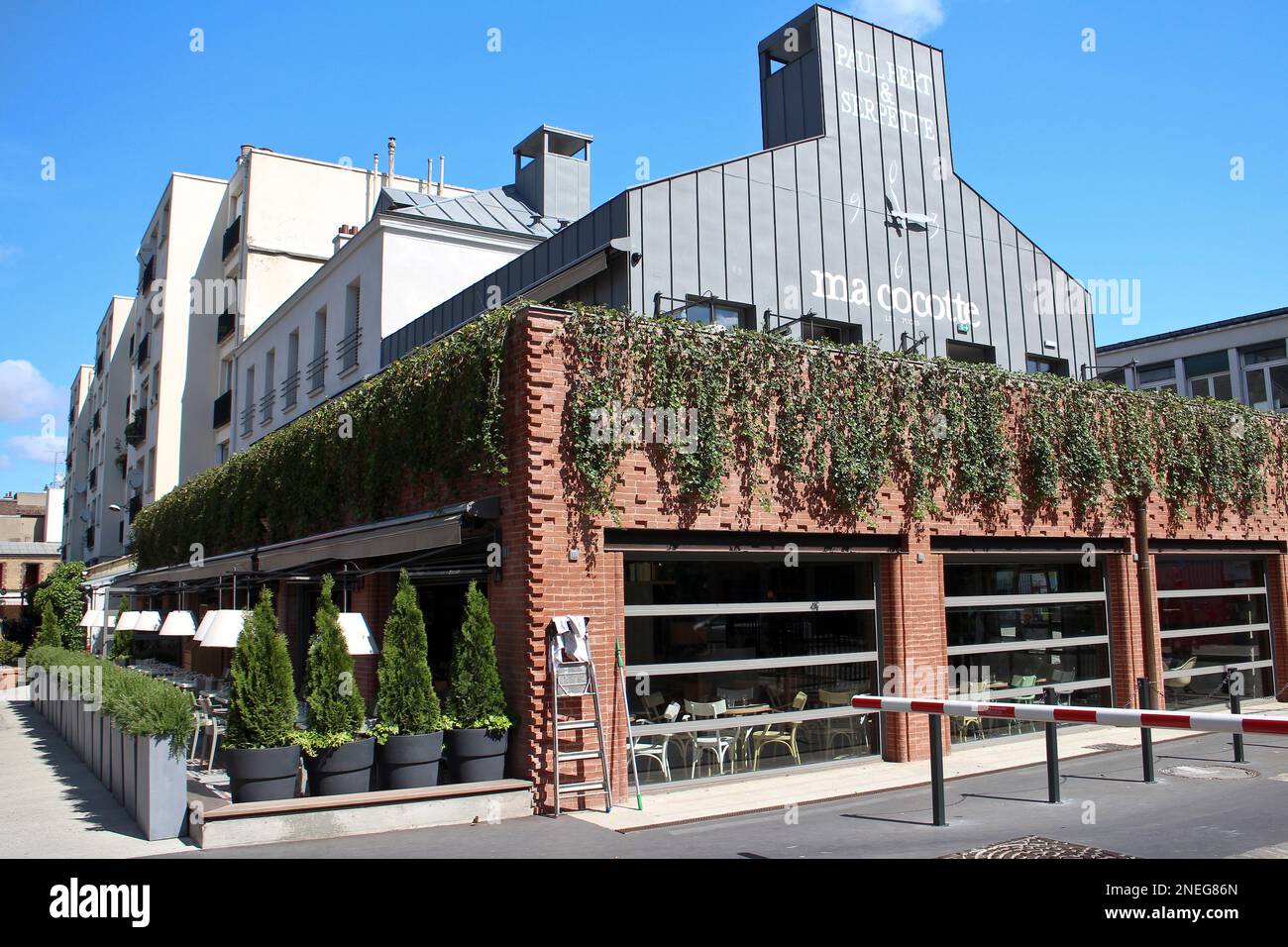 Paris/Saint Ouen : marché aux puces il y a 10 ans Banque D'Images