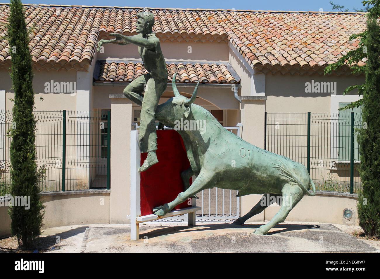 AUREILLE : Statue de l'auteur de la mort à André SOLER (1935-1998) Banque D'Images