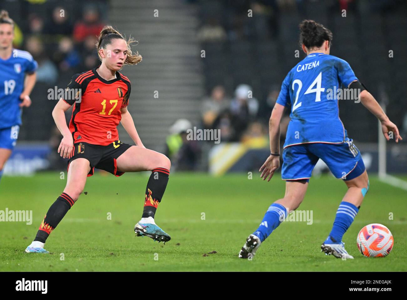 Jill Janssens de Belgique photographié en action lors d'un match entre l'Italie et l'équipe nationale féminine de football belge The Red Flames, à Milton Keynes, Royaume-Uni, jeudi 16 février 2023, premier match (sur 3) dans la coupe Arnold Clark, un tournoi de football invité de l'association féminine. BELGA PHOTO DAVID CATRY Banque D'Images