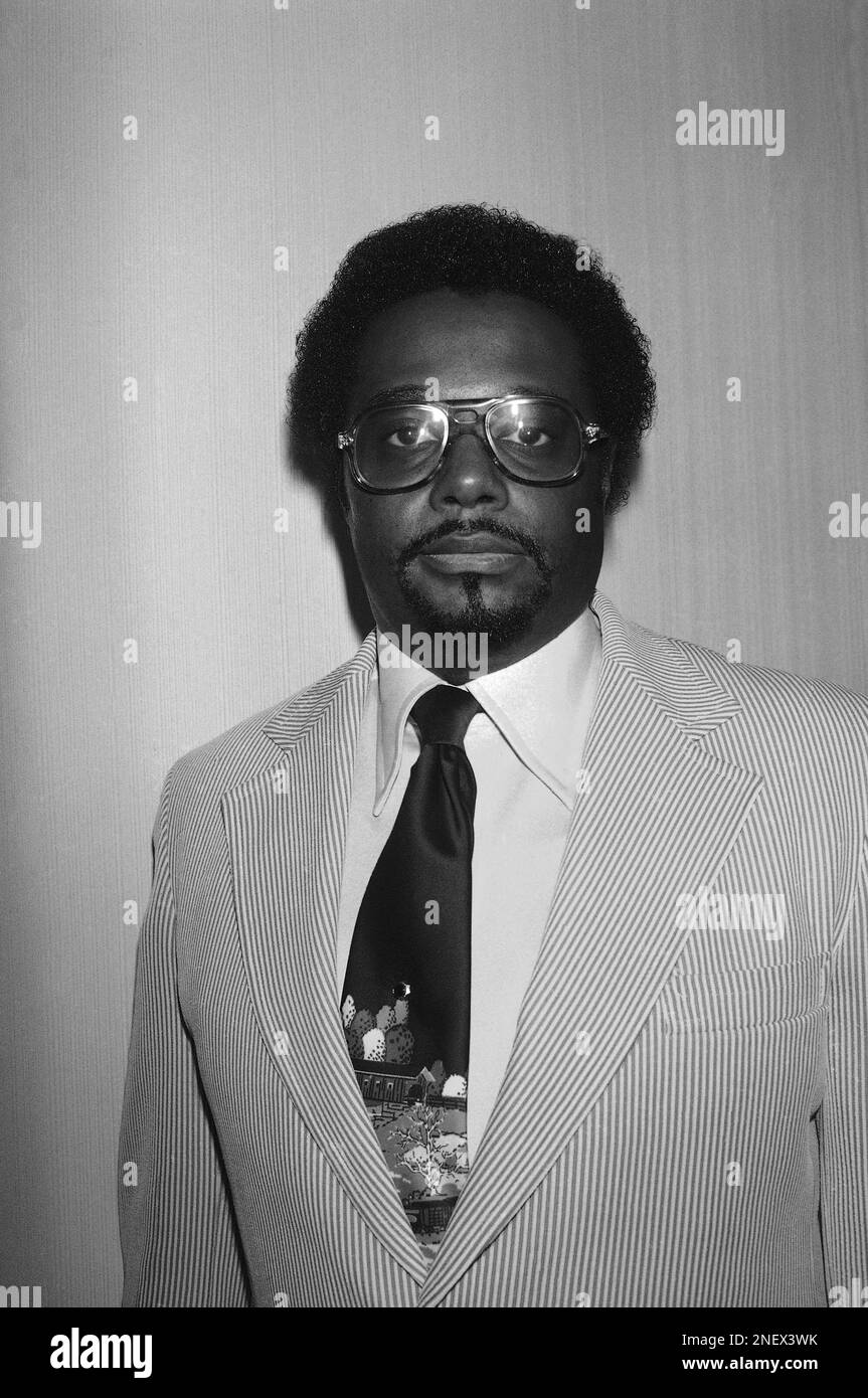 Jefferson Thomas is shown at a luncheon given by the NAACP at New York ...