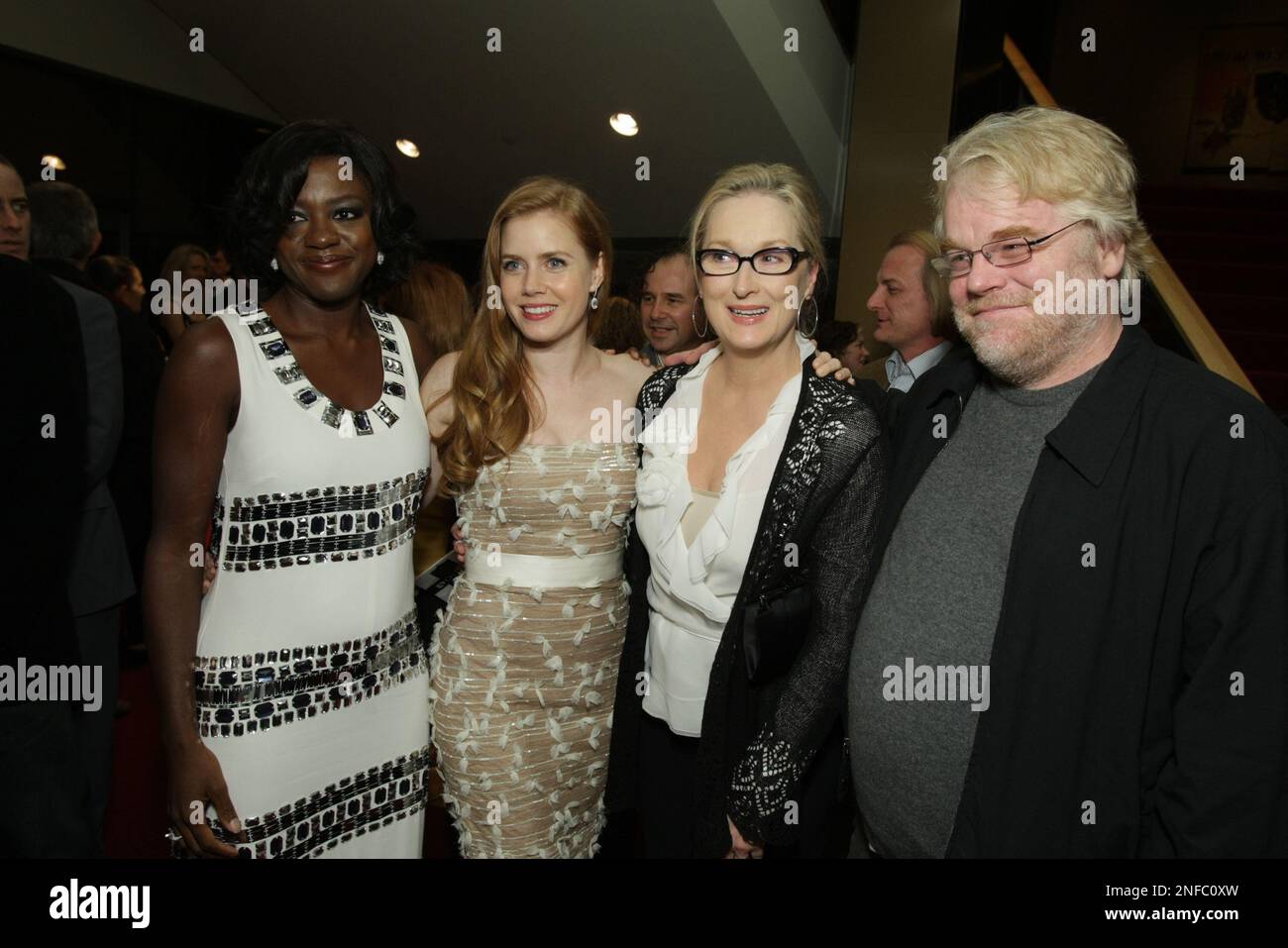 Viola Davis, Amy Adams, Meryl Streep and Philip Seymour Hoffman at Miramax' Los Angeles Special Screening of 'Doubt' at the AMPAS on Tuesday, Nov. 18, 2008 in Beverly Hills. (Eric Charbonneau/AP Images for Miramax) Banque D'Images