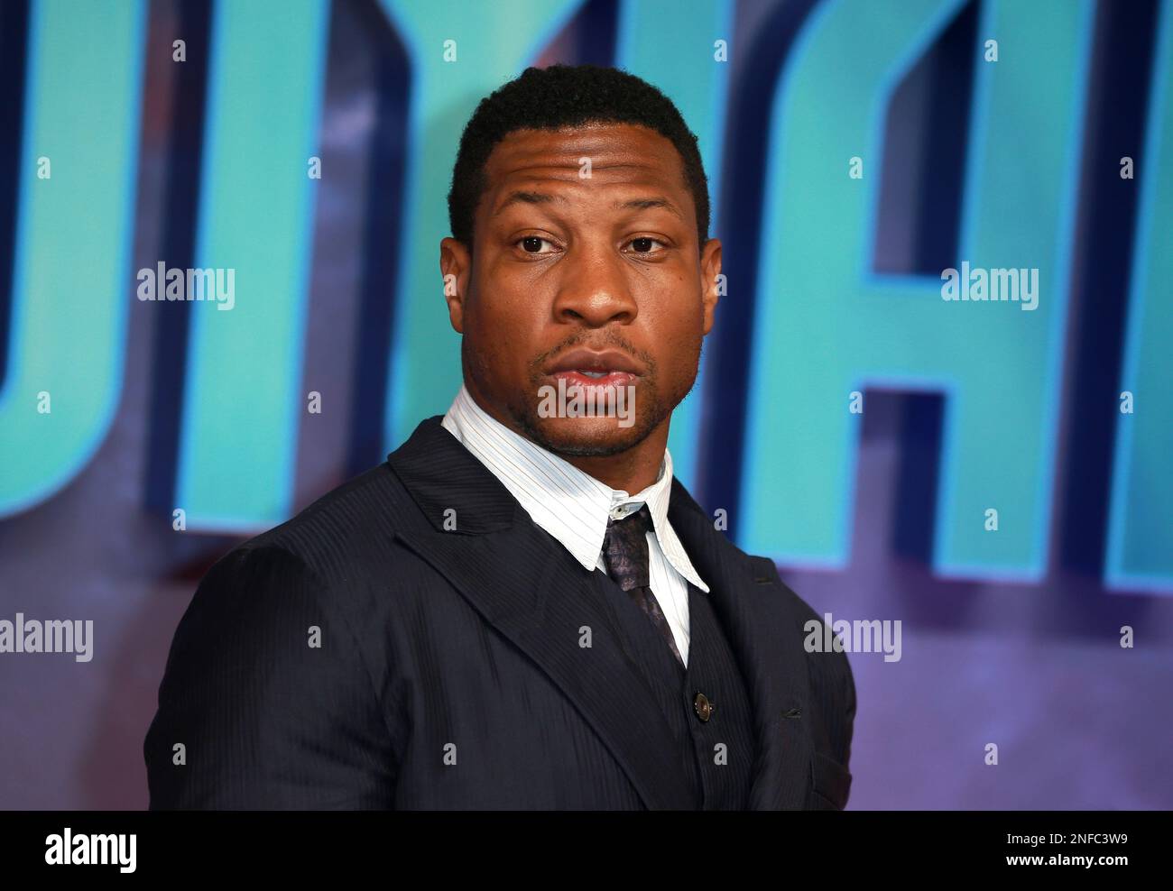 Jonathan Majors assiste au Gala screening britannique 'Ant-Man and the Wasp: Quantumania' au BFI IMAX Waterloo à Londres, en Angleterre. Banque D'Images