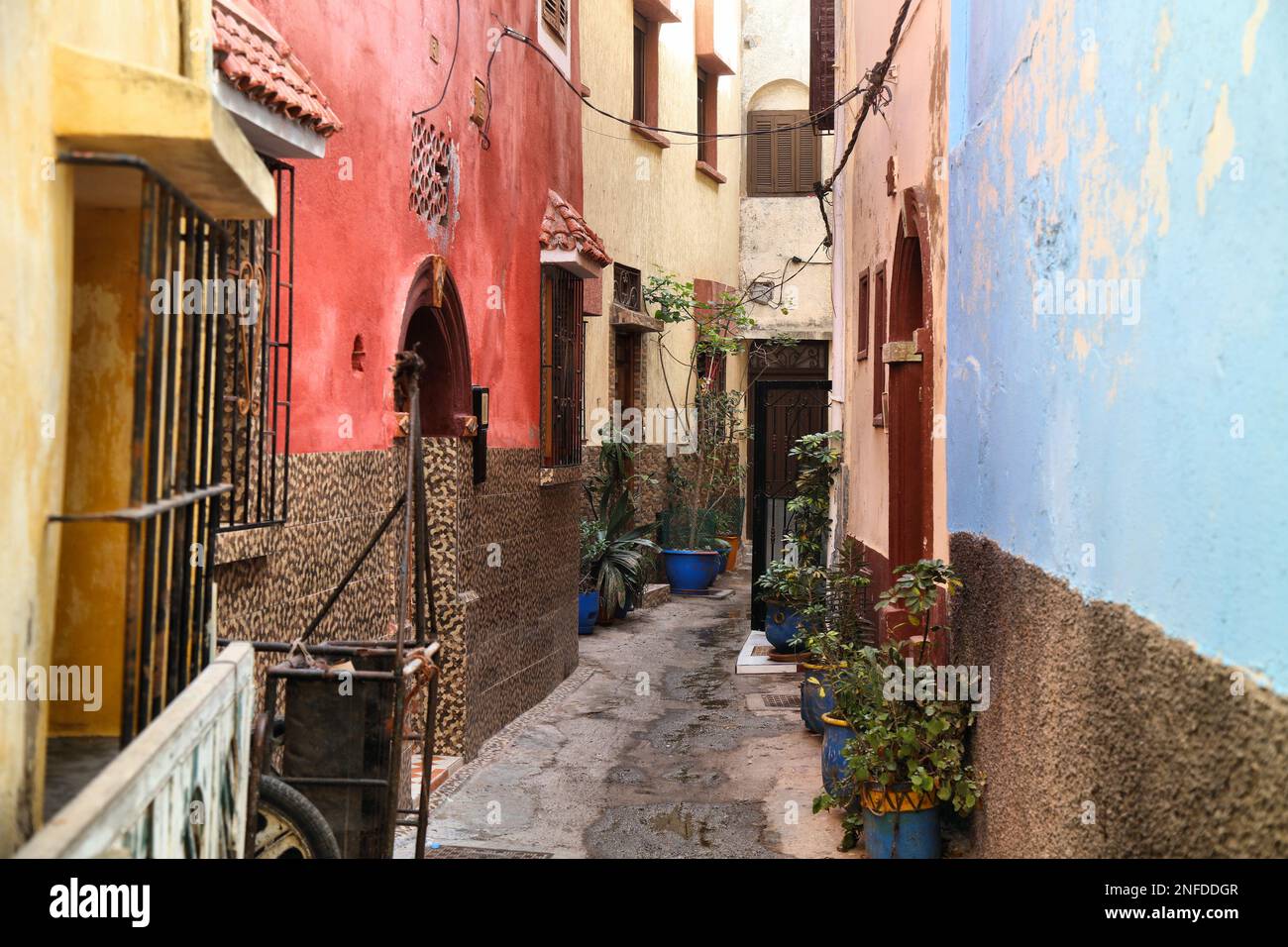 Rue de la ville d'El Jadida au Maroc. Monument marocain - ancienne colonie portugaise, classée au patrimoine mondial de l'UNESCO. Banque D'Images