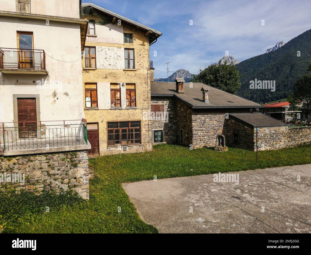 Italie, Val di Scalve, Vilmaggiore, ancienne colonie d'été Banque D'Images