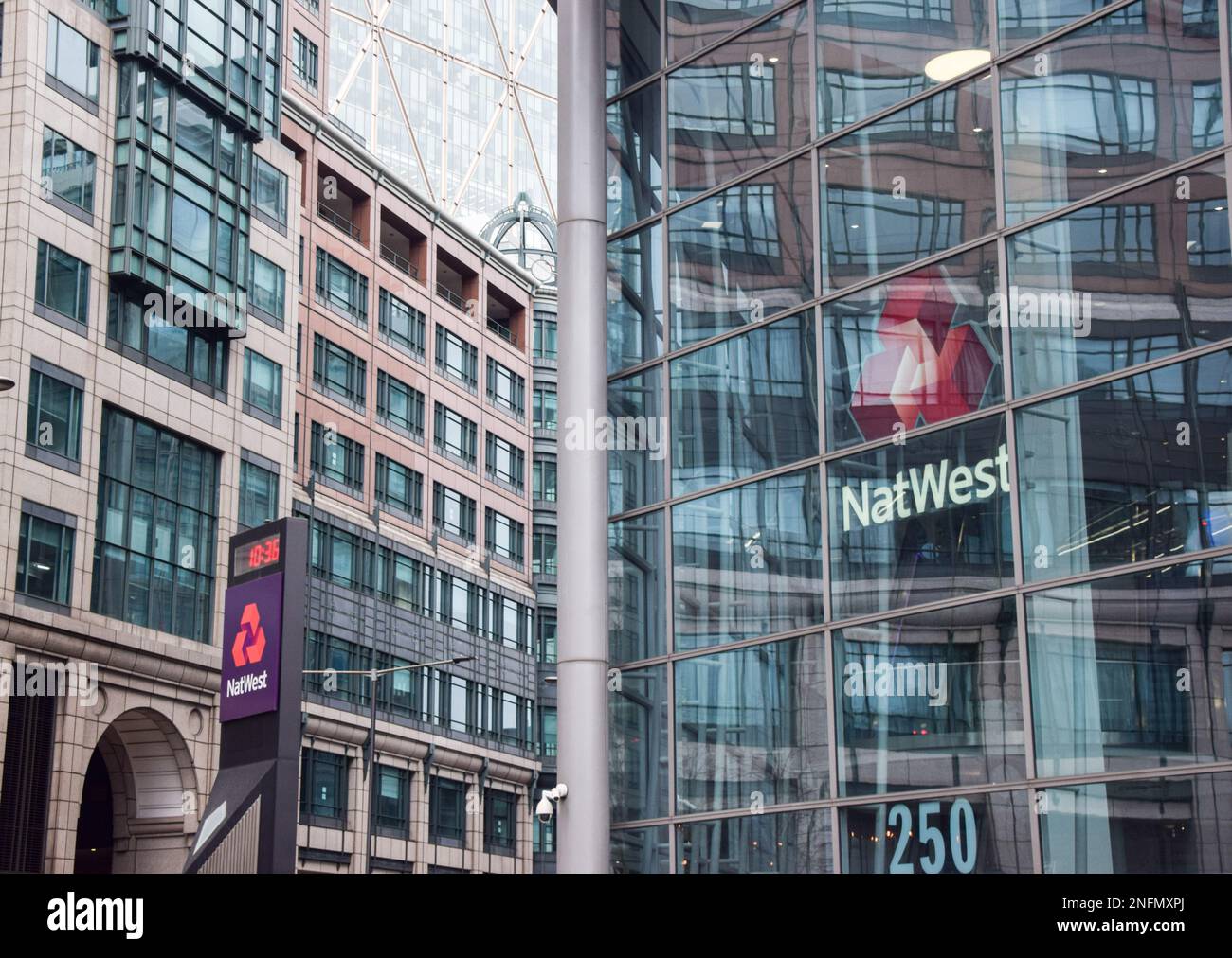 Londres, Royaume-Uni. 17th février 2023. Vue extérieure du siège social de NatWest à Bishopsgate. Banque D'Images