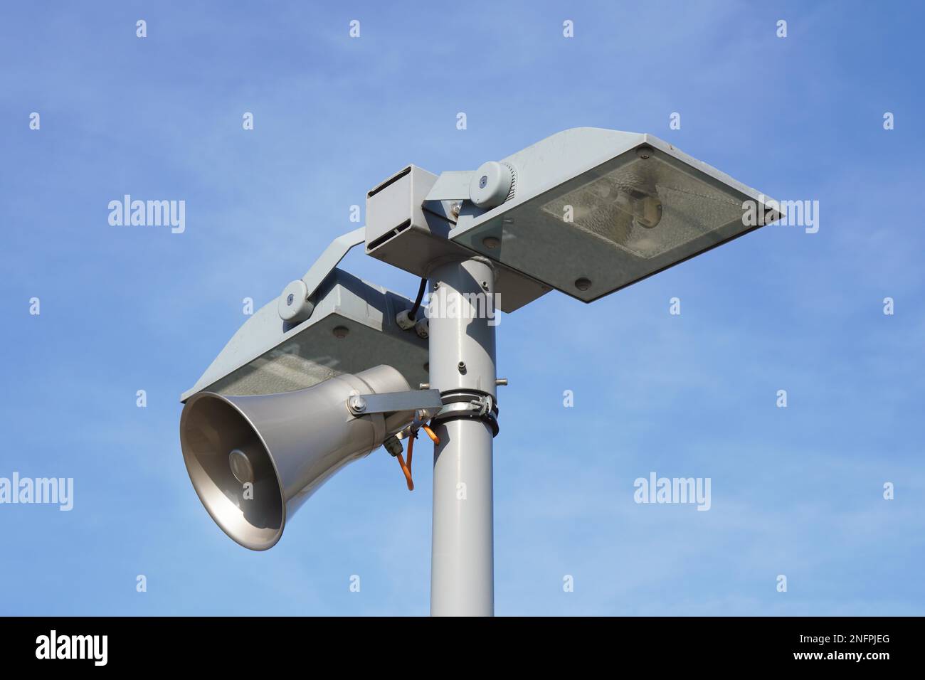 Street light lamp post avec haut-parleur - streetlight lampadaire avec haut-parleur Banque D'Images
