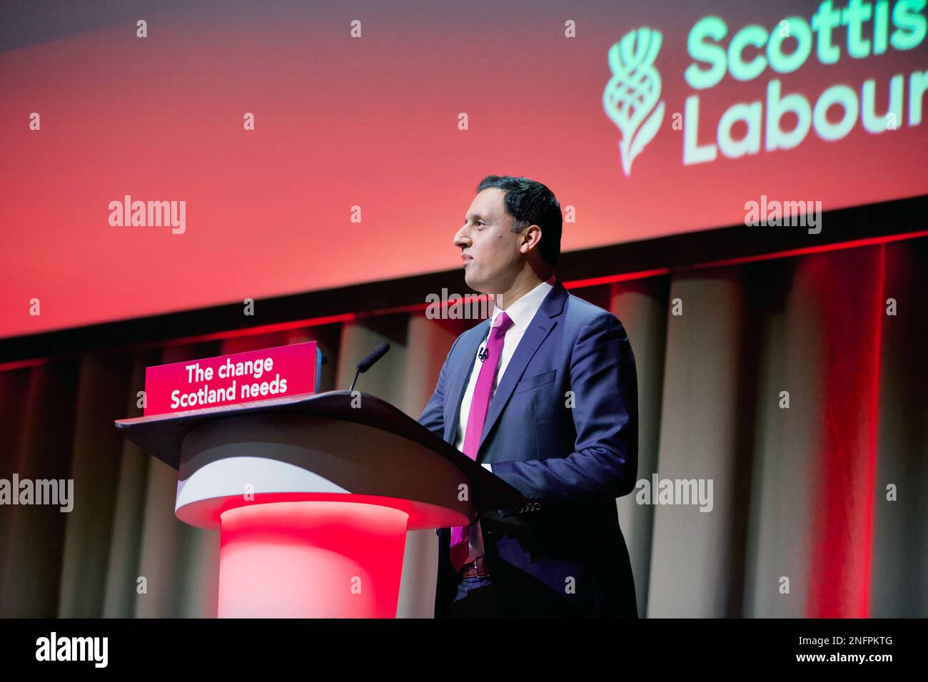 Edimbourg, UIK, 17th février 2023: Aras Sarwar s'adresse à la conférence écossaise sur le travail: Terry Murden/Alamy Banque D'Images