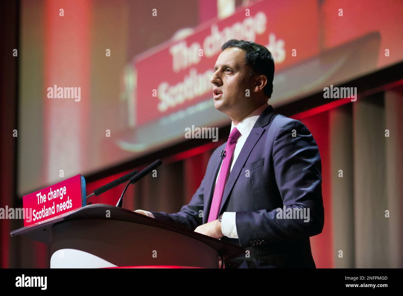 Edimbourg, UIK, 17th février 2023: Aras Sarwar s'adresse à la conférence écossaise sur le travail: Terry Murden/Alamy Banque D'Images