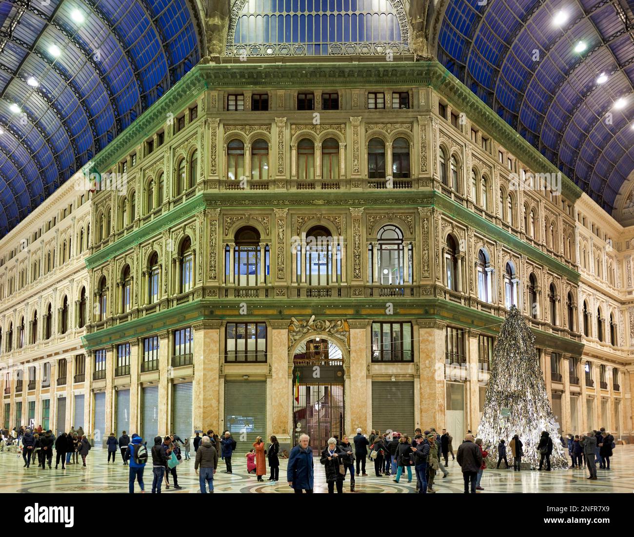 1/1/2019: Naples, Campanie, Italie. Galleria Umberto I est une galerie marchande publique à Naples, dans le sud de l'Italie. Il est situé directement en face de l' Banque D'Images