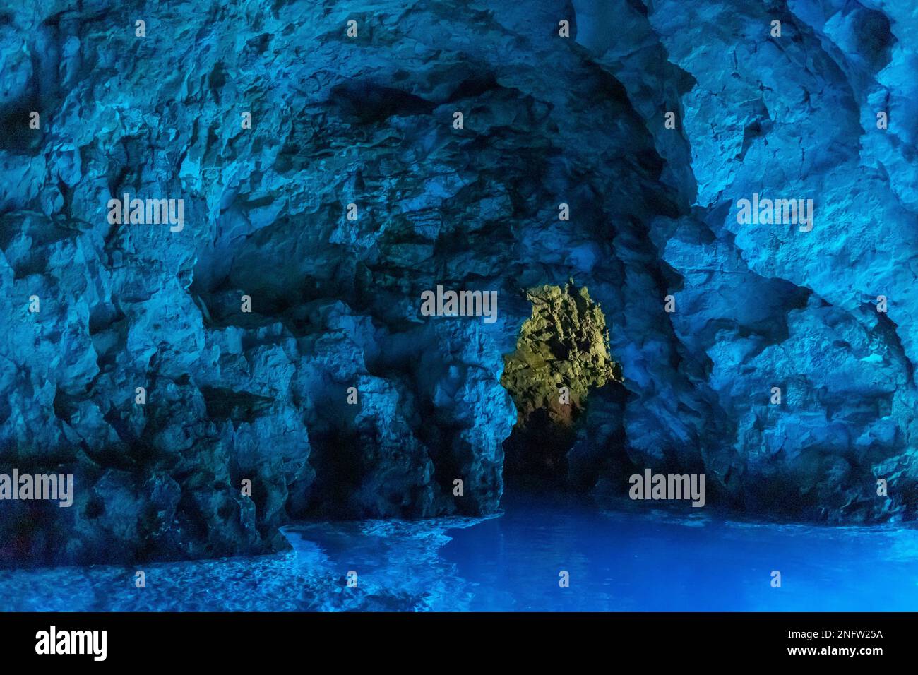 Ile de BISEVO, CROATIE, EUROPE - Grotte bleue, près de l'île de vis, dans la mer Adriatique. Banque D'Images