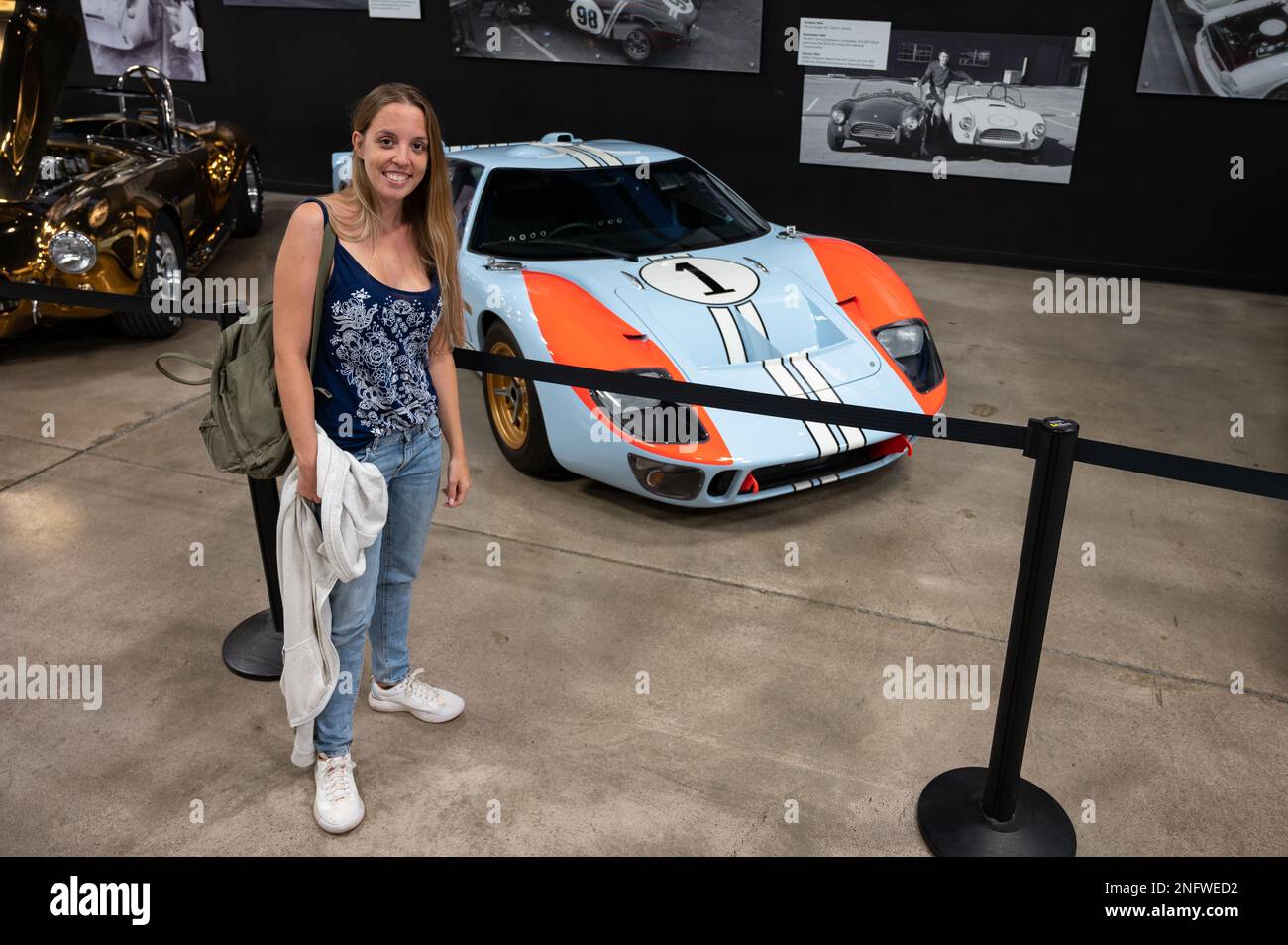 Poster Toile FORD GT40 - Impression D'art Murale - Style Rétro Sport Voiture De Course -  Décoration Moderne