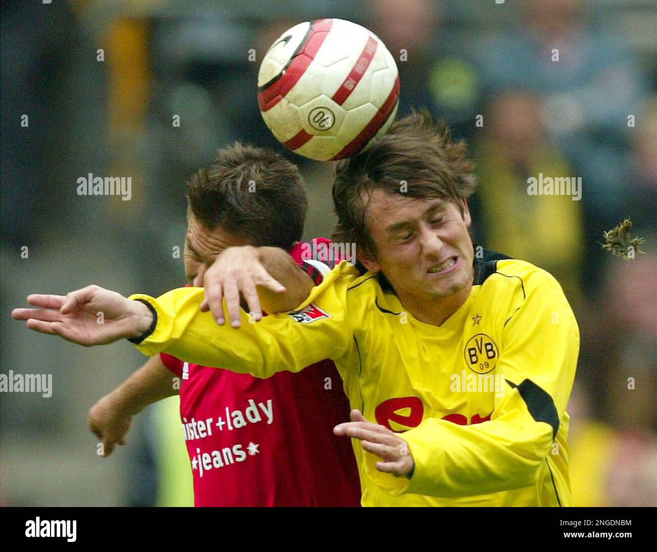 dortmund-s-czech-player-tomas-rosicky-right-fights-for-the-ball