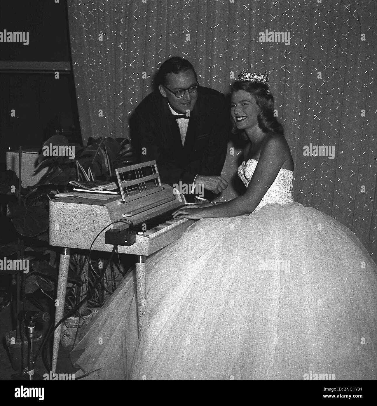 Steve Allen is shown along side Miss America 1958, Marilyn Elaine Van  Derbur, during an appearance