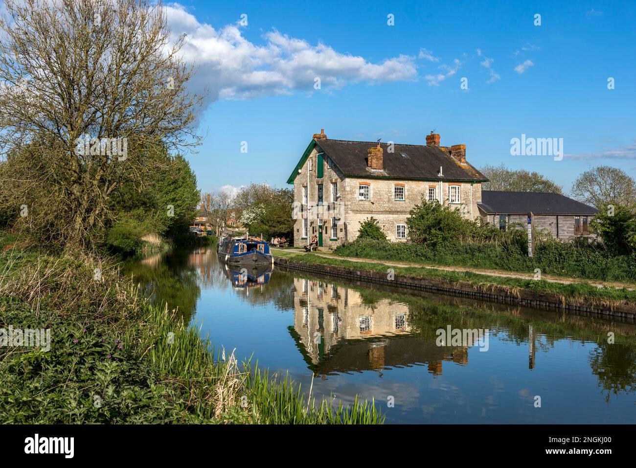 Kennett et Avon Canal ; près de Honeystreet ; Wiltshire ; Royaume-Uni Banque D'Images