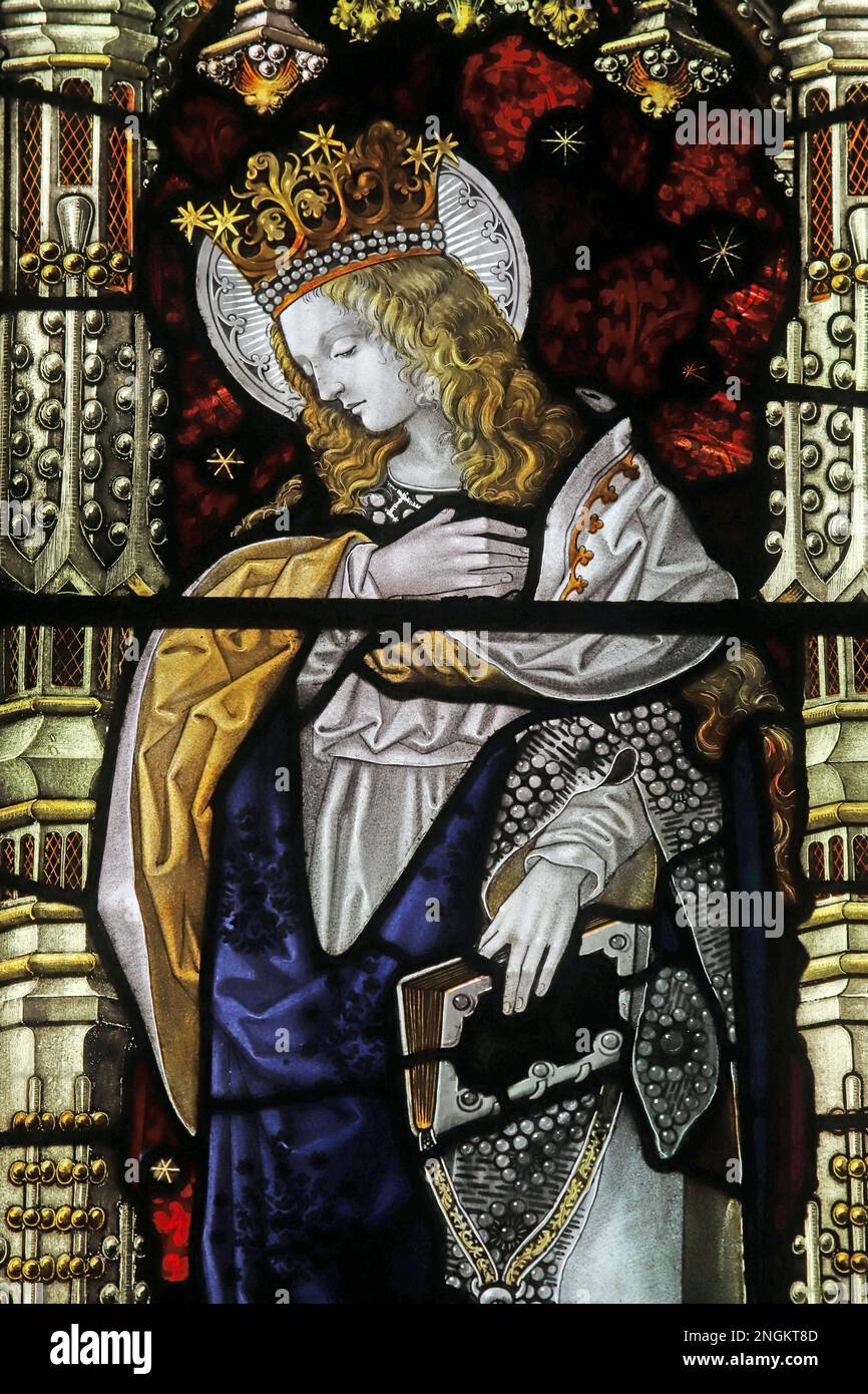 Vitraux de Percy Bacon & Brothers représentant St Mary, la reine du ciel, l'église St Mary's & St Bartholomew, Cranborne, Dorset Banque D'Images