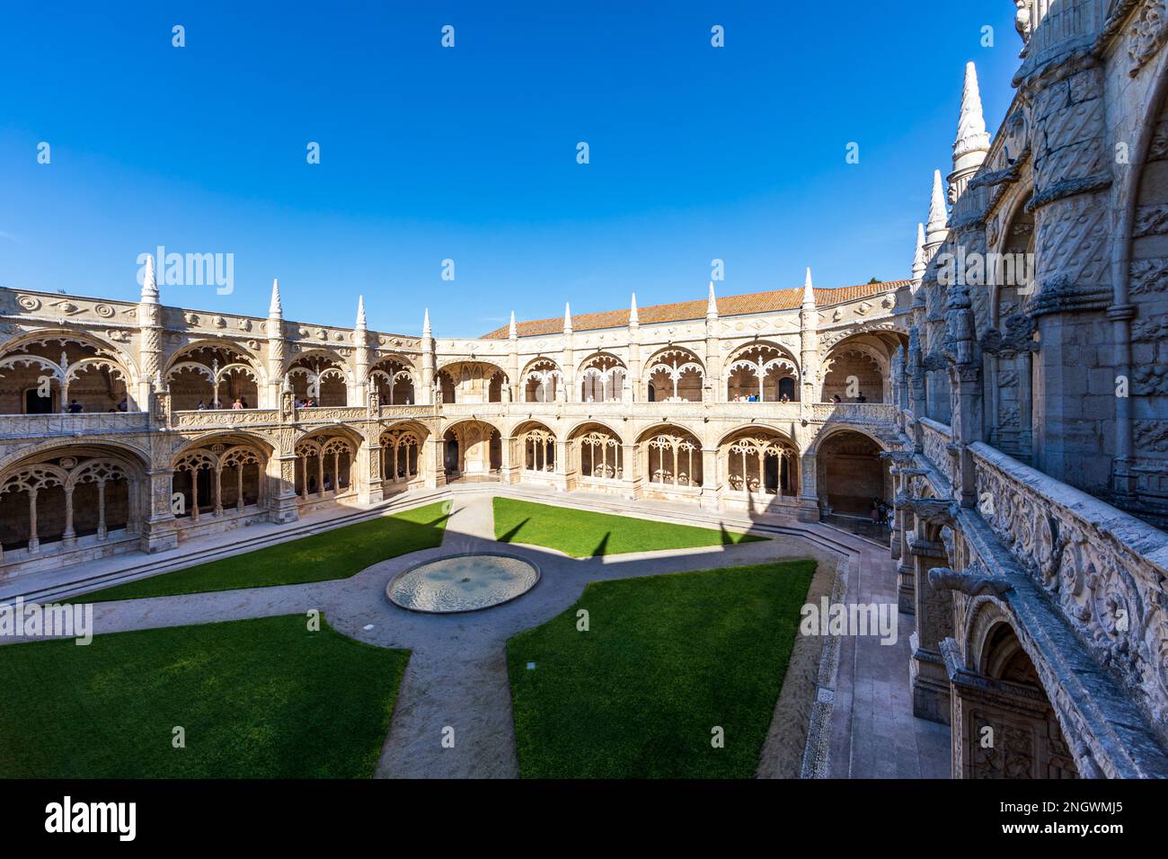 Monastère de Jeronimos (Mosteiro dos Jeronimos) : le cloître. Belem, Lisbonne, Portugal Banque D'Images