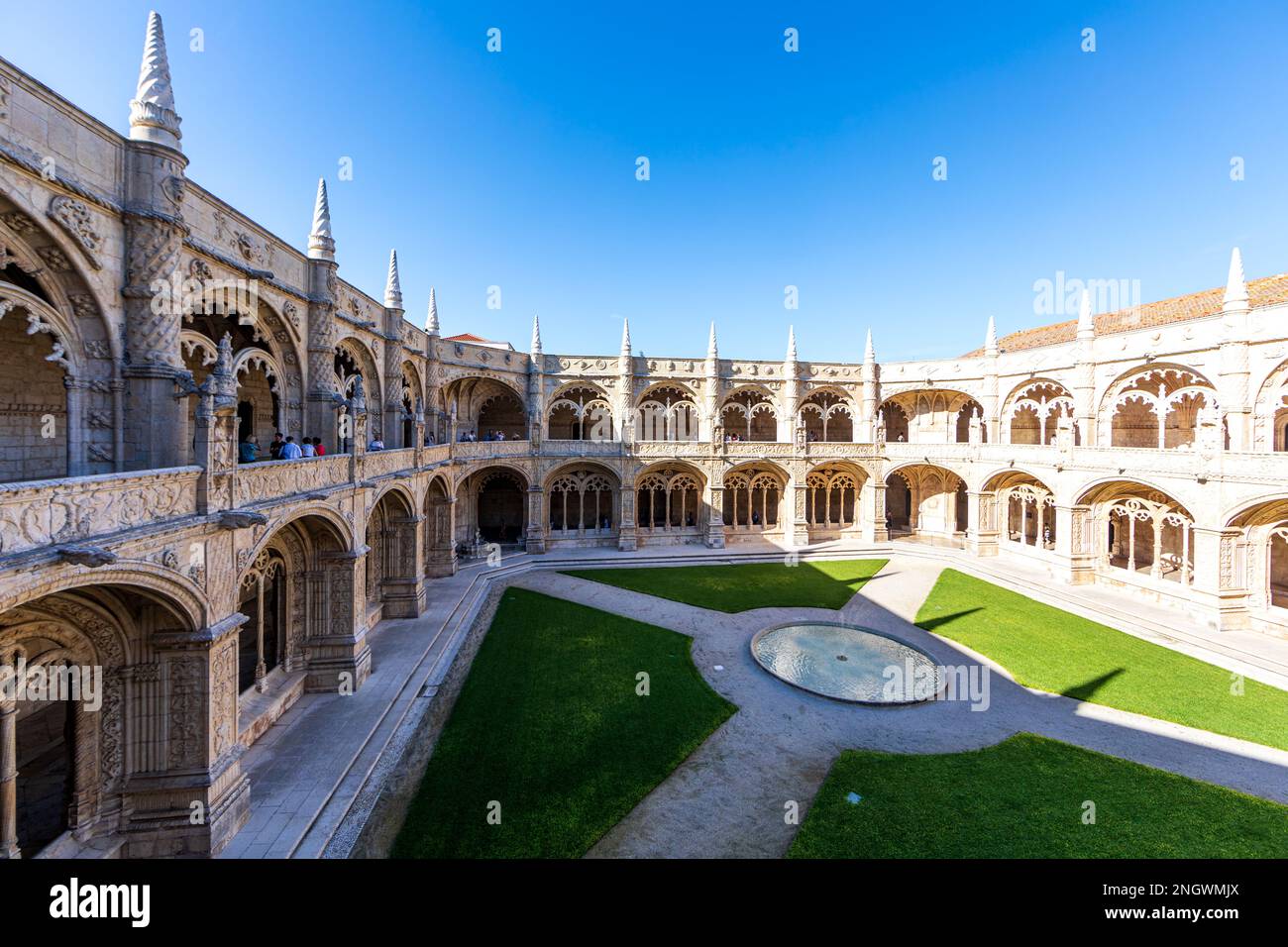 Monastère de Jeronimos (Mosteiro dos Jeronimos) : le cloître. Belem, Lisbonne, Portugal Banque D'Images