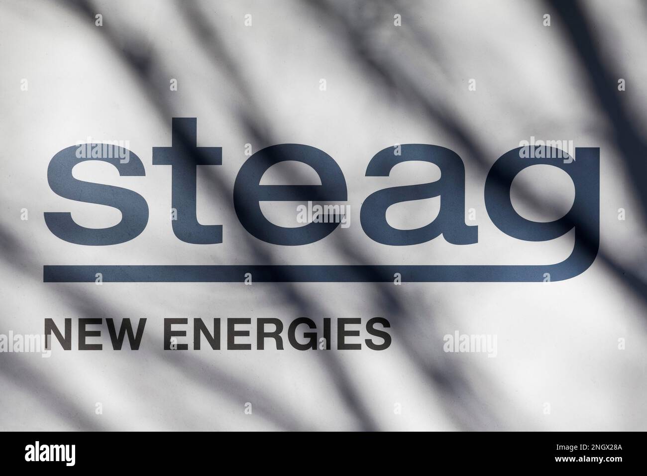 Logo STEAG à la centrale de chauffage de Bredeney, compagnie d'énergie, générateur d'énergie, Essen, Rhénanie-du-Nord-Westphalie, Allemagne Banque D'Images