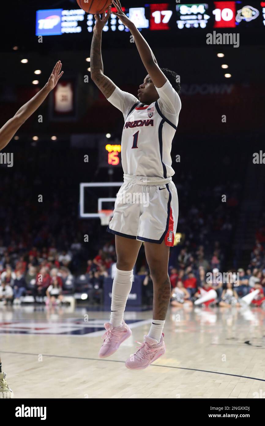 TUCSON, AZ - FEBRUARY 19: Arizona Wildcats guard Shaina Pellington #1 during the first half of a basketball game between the Colorado Buffaloes and the Arizona Wildcats on February 19, 2023 at McKale Center in Tucson, Arizona. (Photo by Christopher Hook/Icon Sportswire) (Icon Sportswire via AP Images) Banque D'Images
