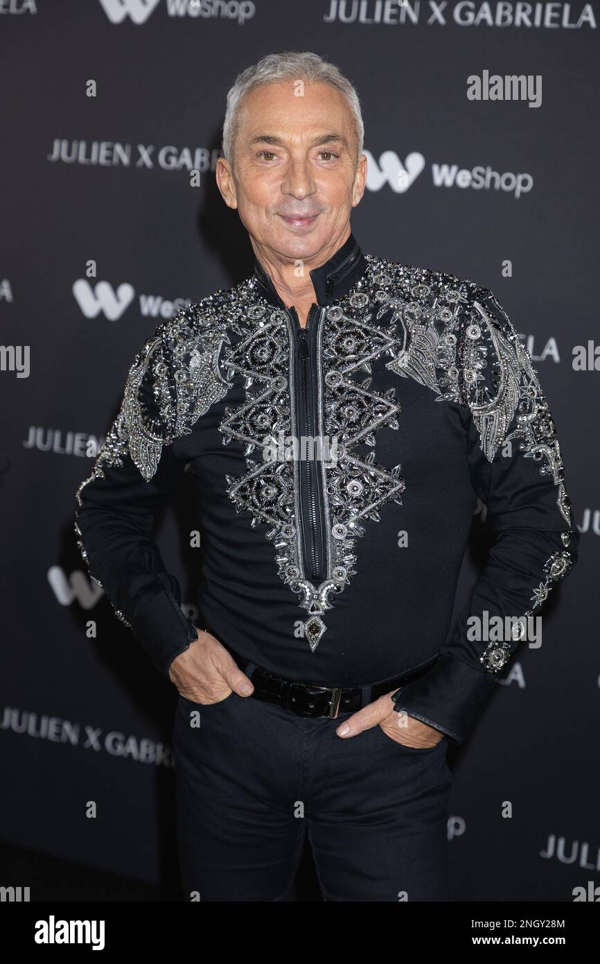 Bruno Tonioli assiste au spectacle Julien MacDonald au Freemasons Hall, Londres, à la London Fashion week 2023. Date de la photo: Dimanche 19 février 2023. Banque D'Images