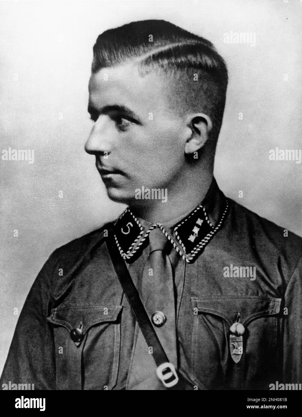 Horst Wessel était un membre nazi et sa qui a été abattu par des membres du Parti communiste allemand en octobre 1930. Ces décès étaient monnaie courante pendant la violence extrême des années de l'avènement du nazisme. La propagande typiquement magistrale de Josef Göbbels a transformé Wessel en un martyr nazi inspirant. Le chant Horst Wessel est devenu un deuxième hymne national et sa mort a été une force puissante pour provoquer le sentiment anticommuniste du début de 1930s. Photo Bundesarchiv, Bild 146-1978-043-14 / Heinrich Hoffmann / CC-BY-sa 3,0, CC BY-sa 3,0 de, https://commons.wikimedia.org/w/index.php?curid=54 Banque D'Images