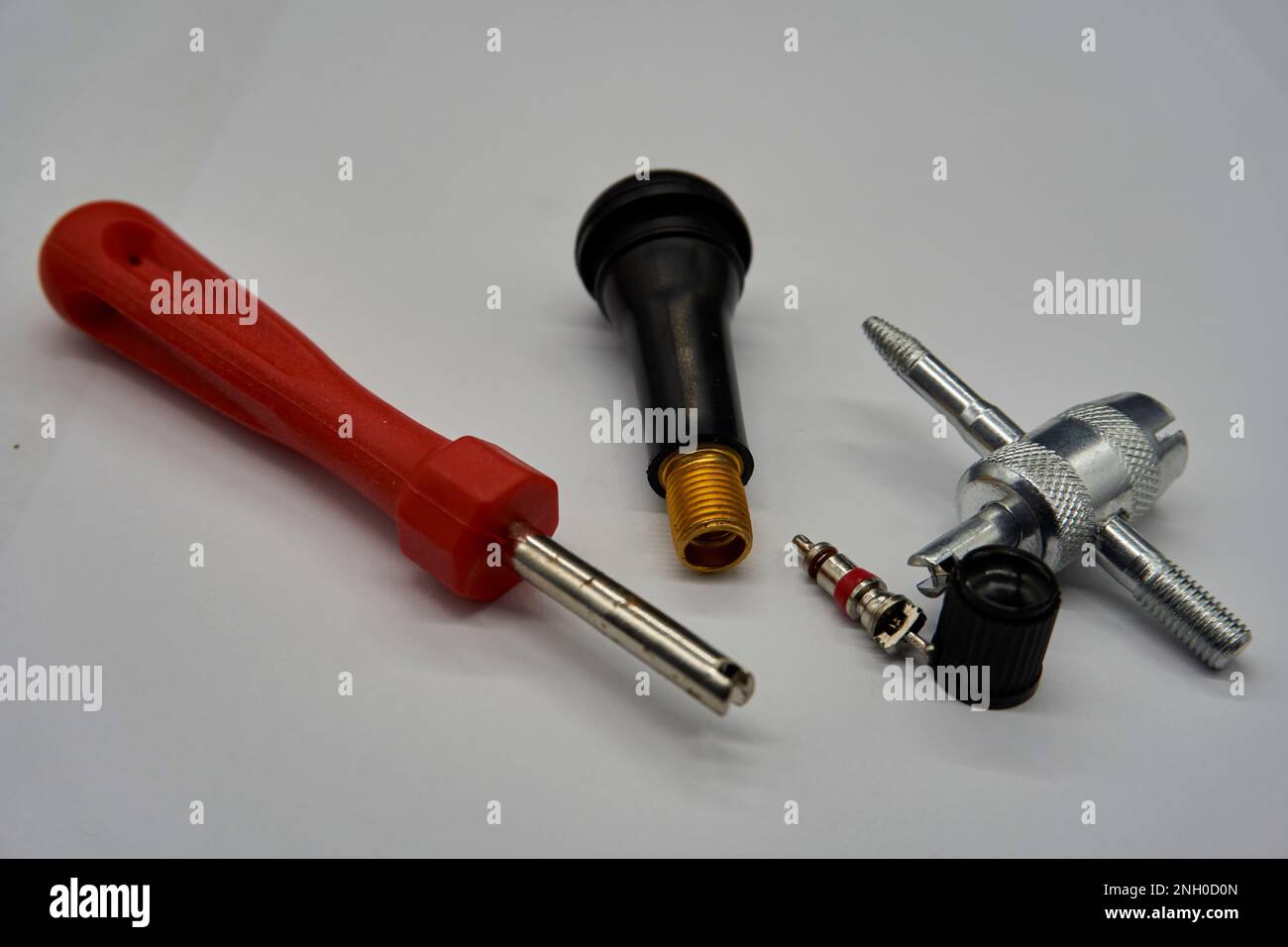 Valves Presta Tubeless HZJD 44mm - Lot De 2, Alliage Léger, Outil Intégré, Orange