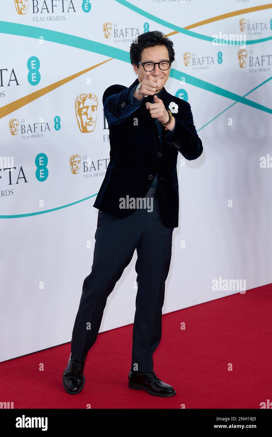 Londres, Royaume-Uni . 19 février 2023 . KE Huy Quan sur le tapis rouge des Prix du film 76th de l'EE BAFTA 2023 qui se tiennent au Royal Festival Hall. Crédit : Alan D. Banque D'Images