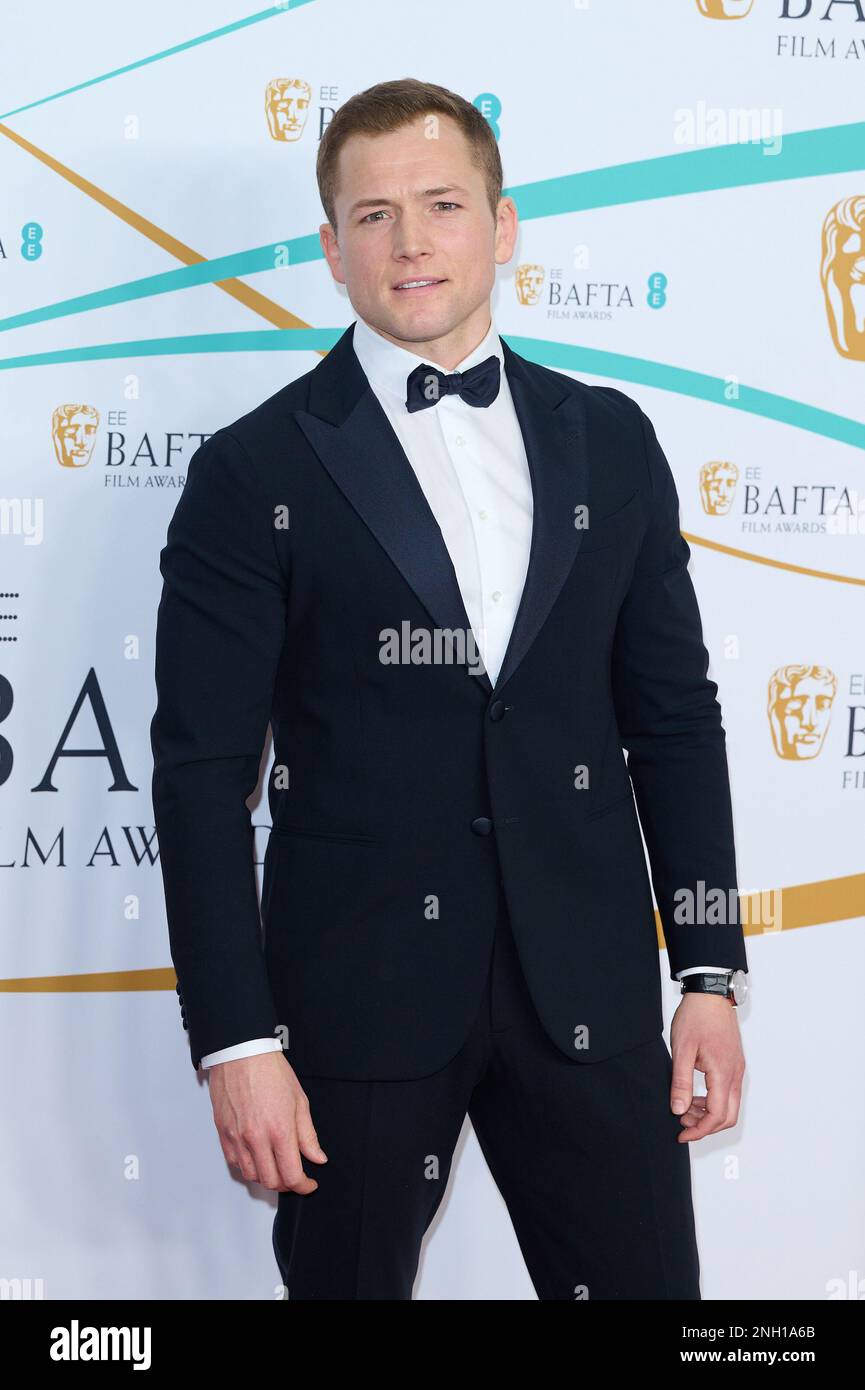 Londres, Royaume-Uni . 19 février 2023 . Taron Egerton sur le tapis rouge des Prix du film 76th de l'EE BAFTA 2023 qui se tiennent au Royal Festival Hall. Crédit : Alan Banque D'Images