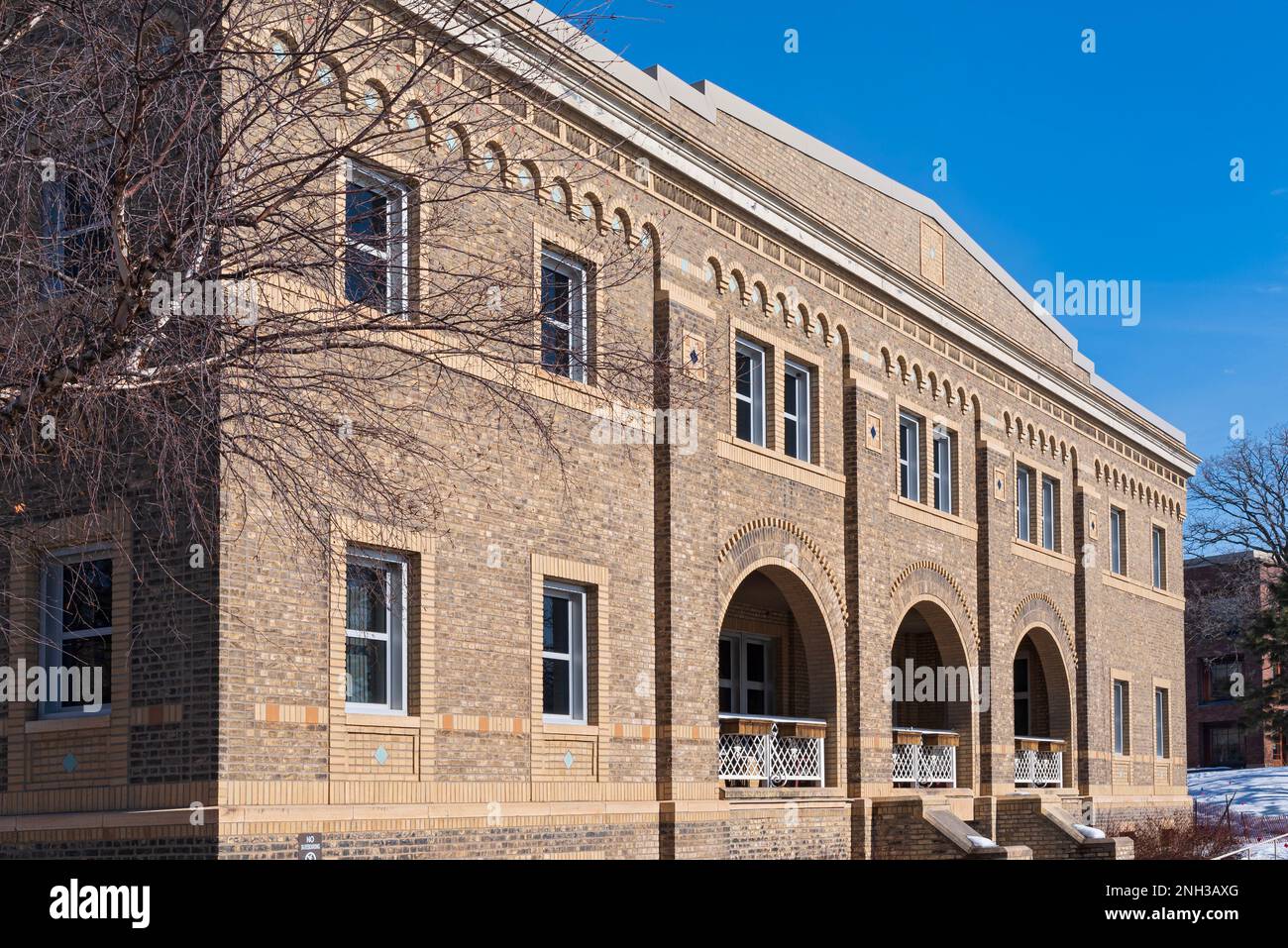 entrée et façade voûtées du bâtiment st paul gym sur le campus de l'université du minnesota à falcon heights minnesota Banque D'Images
