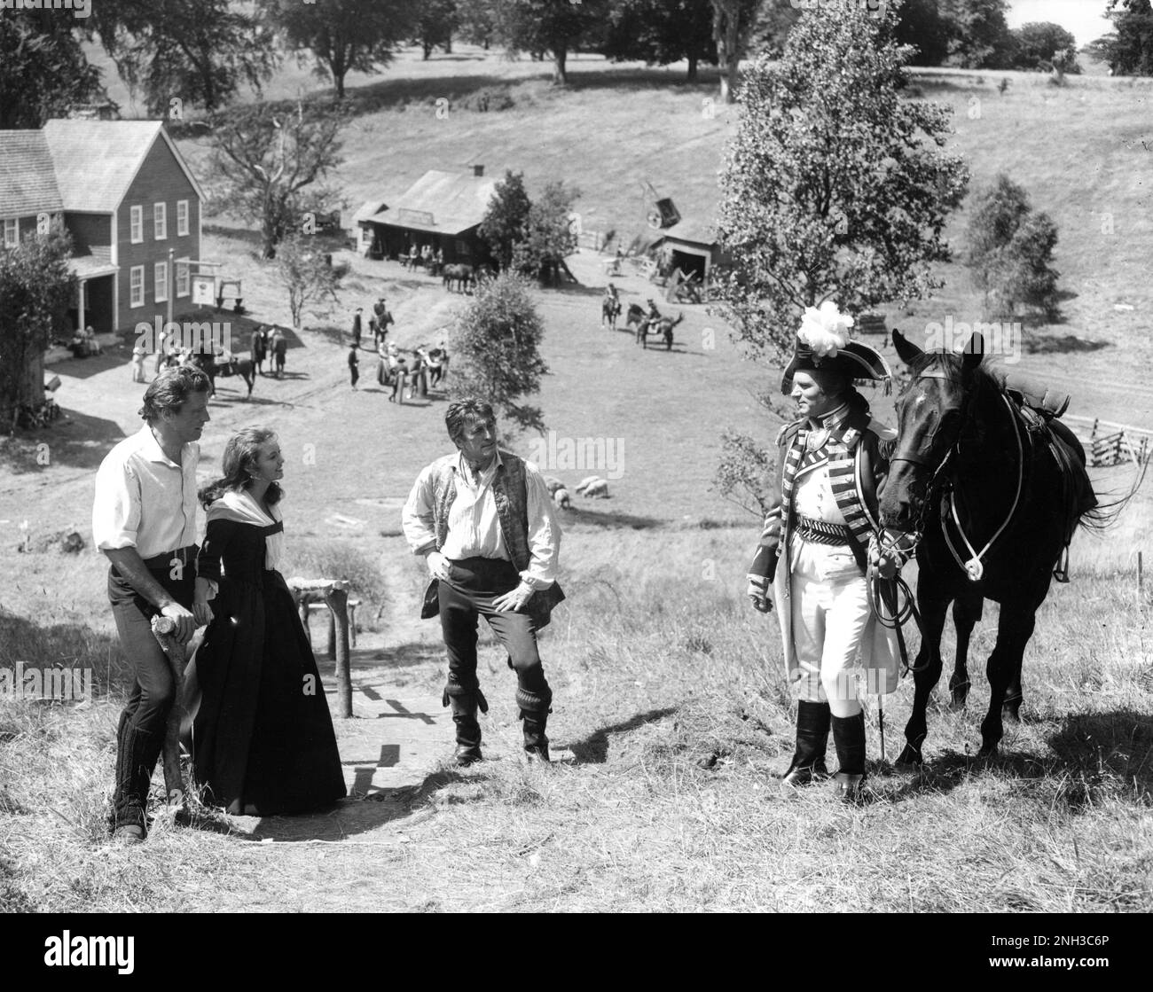 BURT LANCASTER JANETTE SCOTT KIRK DOUGLAS et LAURENCE OLIVIER sur place Candid à Tring, Hertfordshire pendant le tournage du DISCIPLE DU DIABLE 1959 réalisateur GUY HAMILTON et (non crédités) ALEXANDER MACKENDRICK basé sur la pièce de George Bernard Shaw scénario John Dighton et Roland Kibbee musique Richard Rodney Bennett cinéaste Jack Hildyard costumes Mary Grant UK-USA co-production co-producteurs Kirk Douglas et Burt Hecht-Lancaster Hill-Lancaster Productions / Brynaprod / artistes Unis Banque D'Images