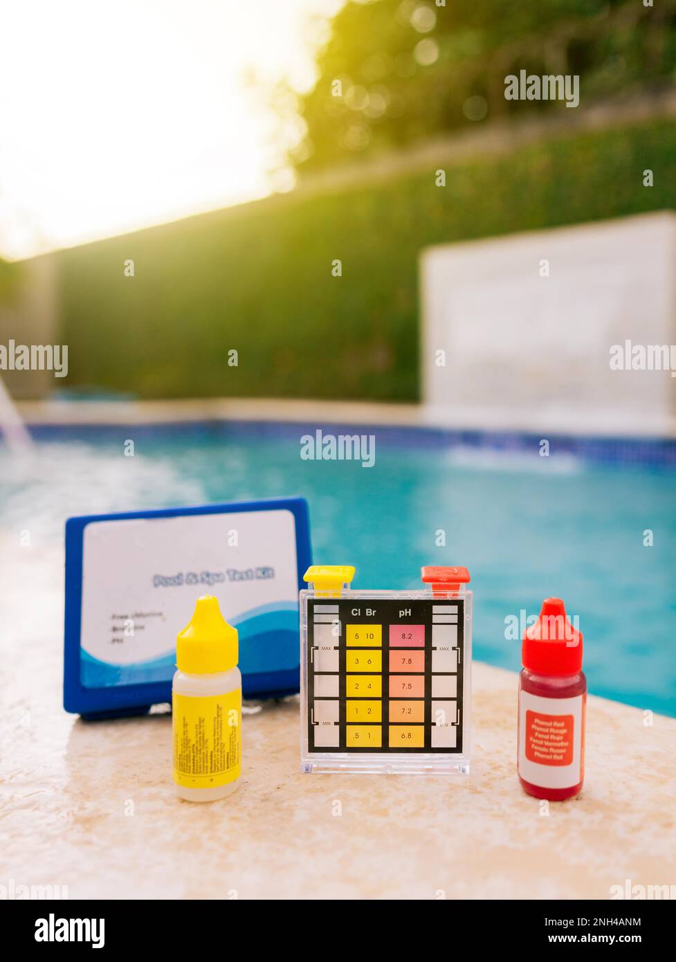Testeur DE PH pour l'entretien de la piscine. Kit de test d'eau pour