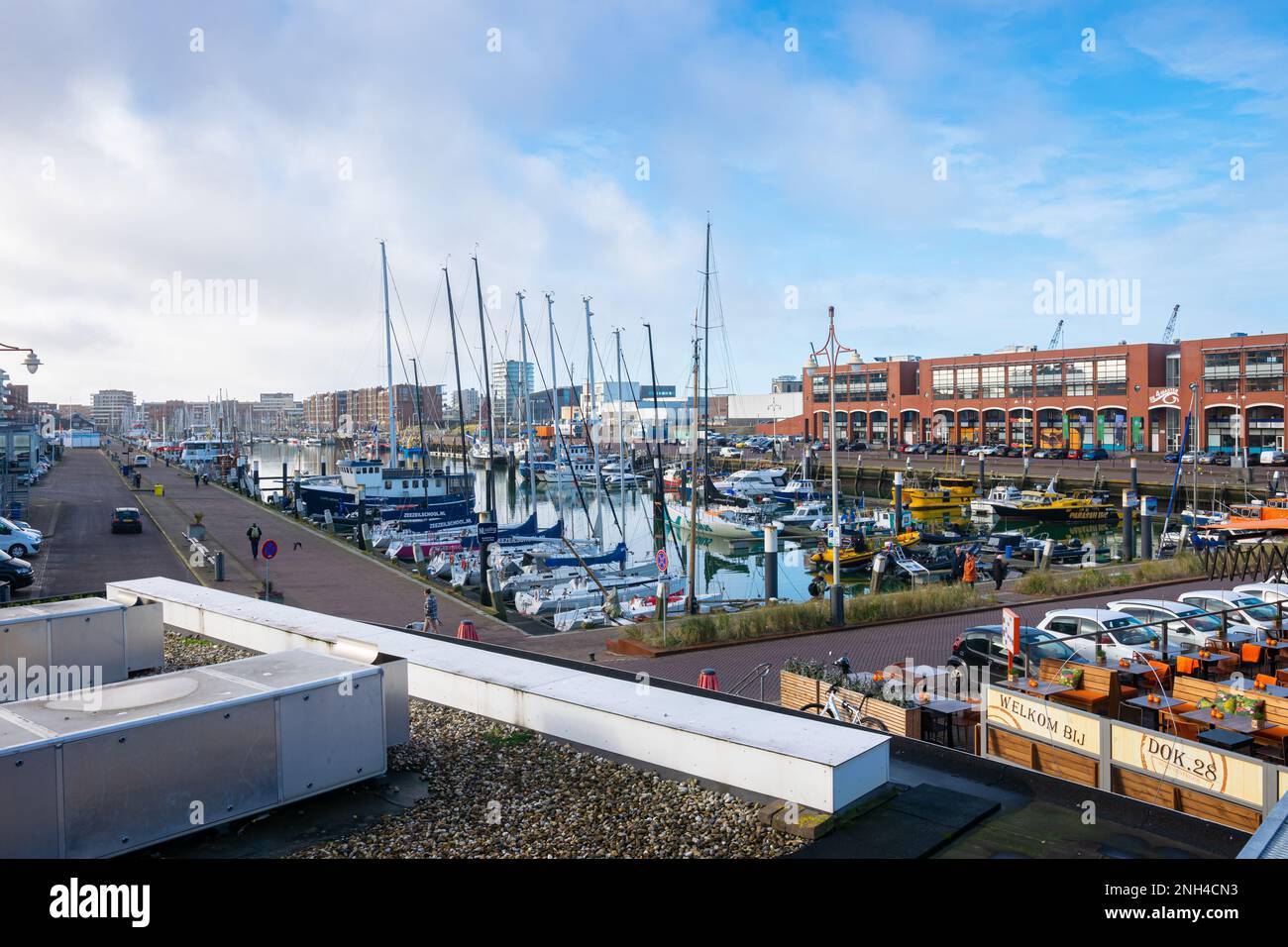 Bateaux dans le port de Scheveningen, à proximité de la ville de la Haye. Banque D'Images
