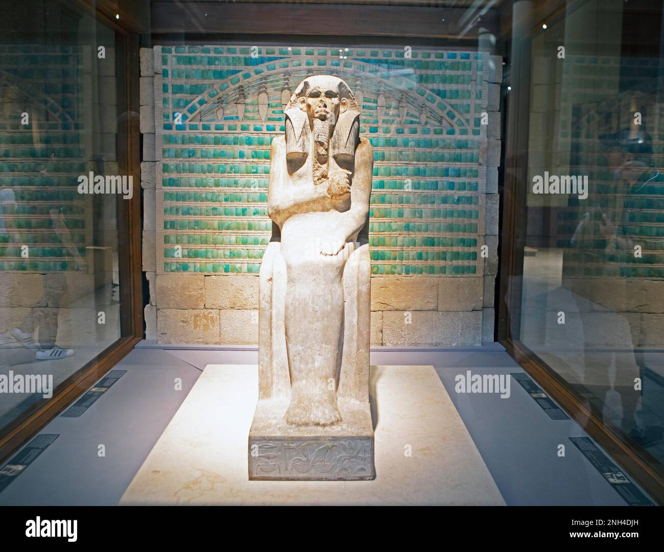 Statue du roi Djoser assis, musée archéologique, vieille ville, le Caire, Égypte Banque D'Images